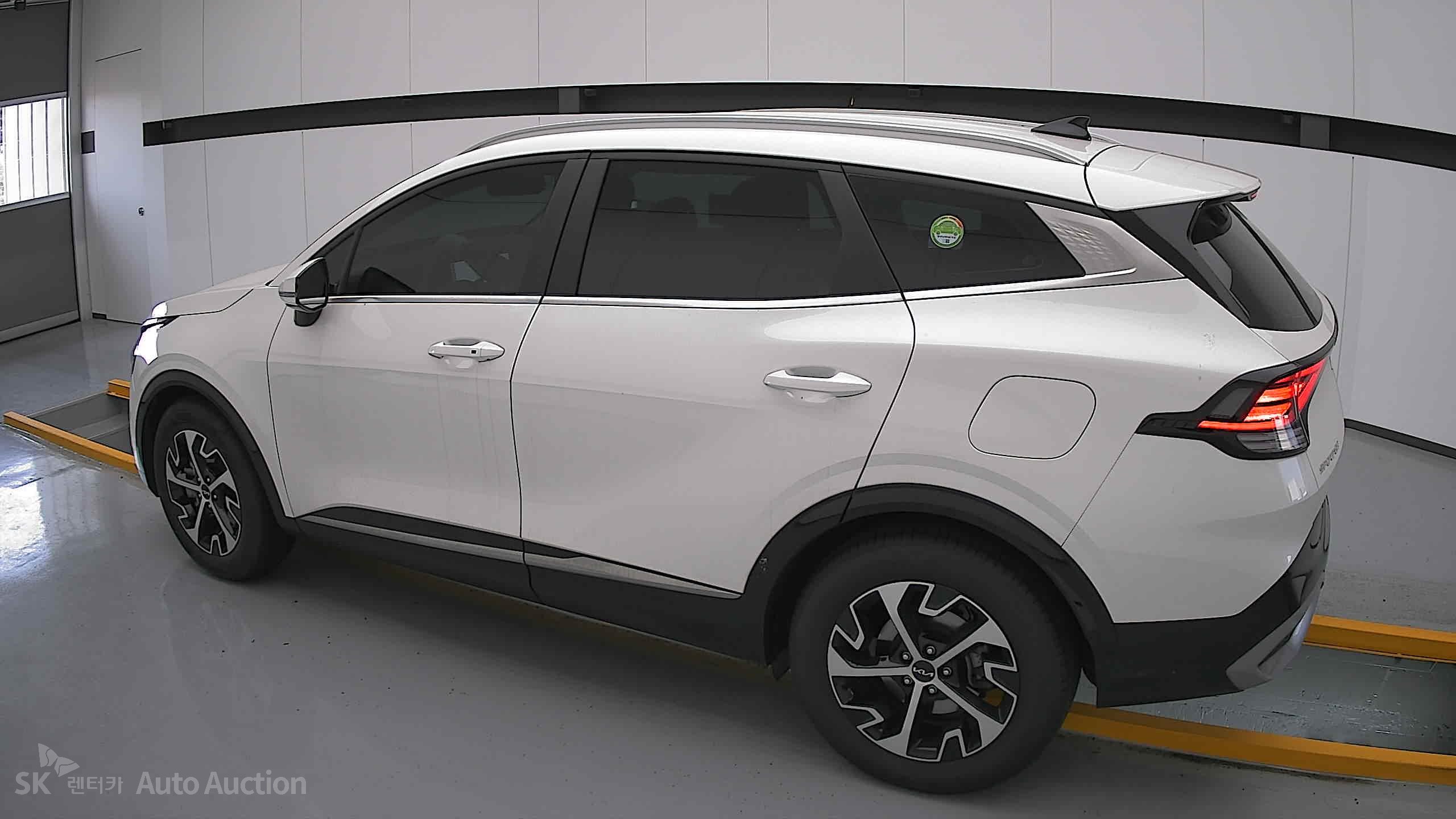 2022 - kia sportage