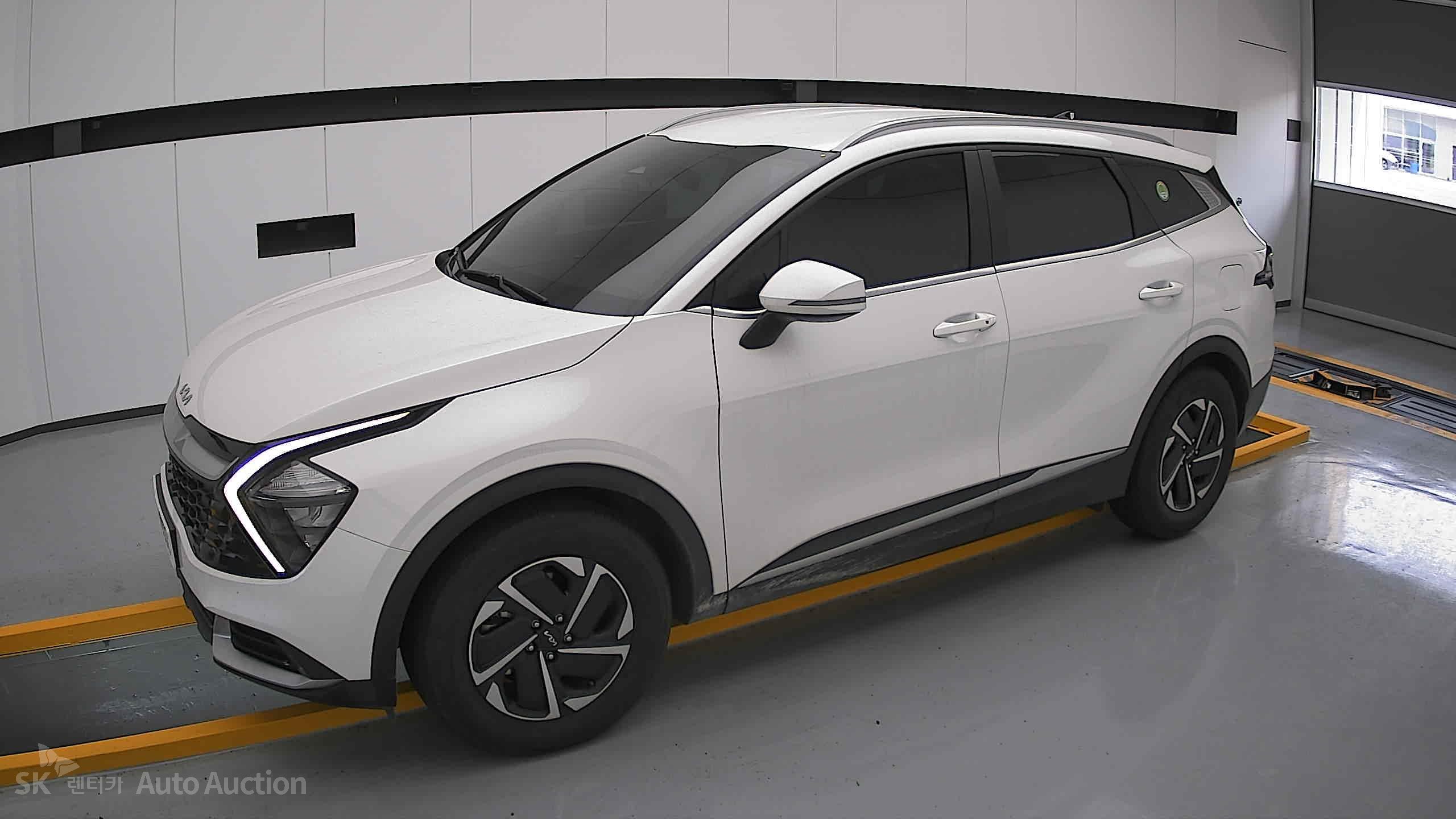 2023 - kia sportage