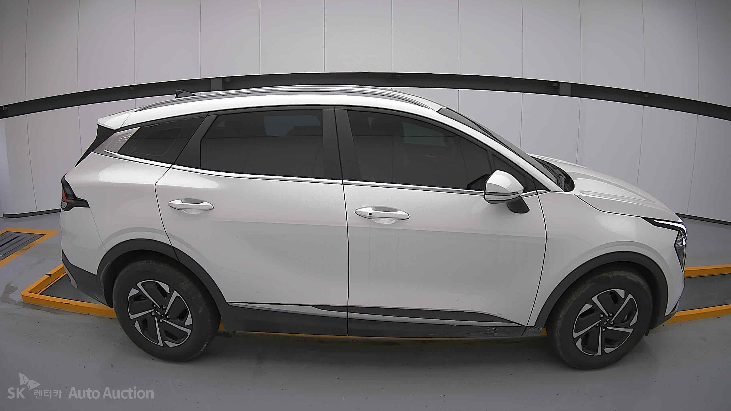 2023 - kia sportage