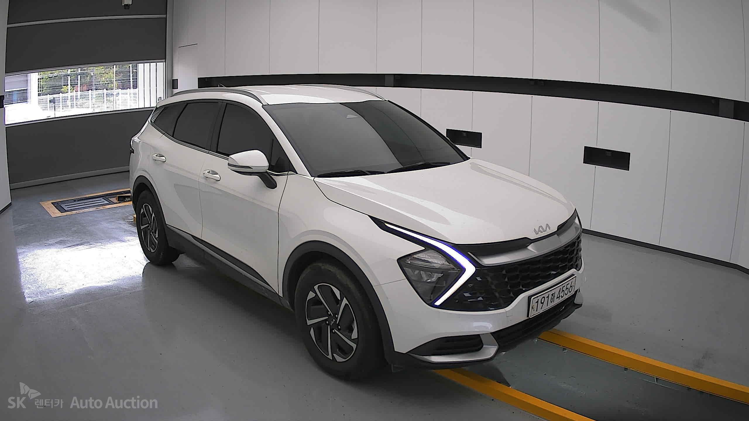 2023 - kia sportage