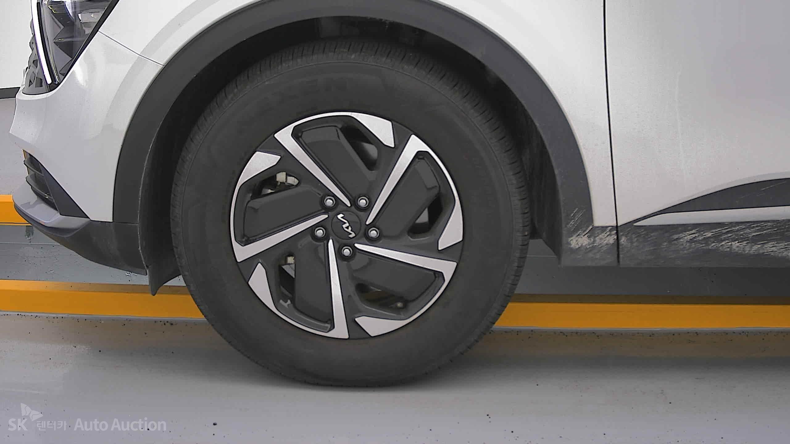 2023 - kia sportage