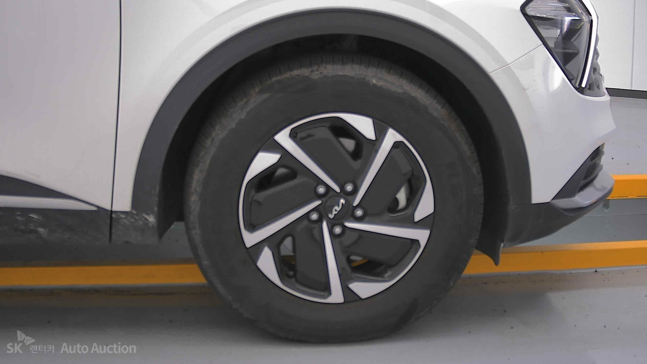 2023 - kia sportage