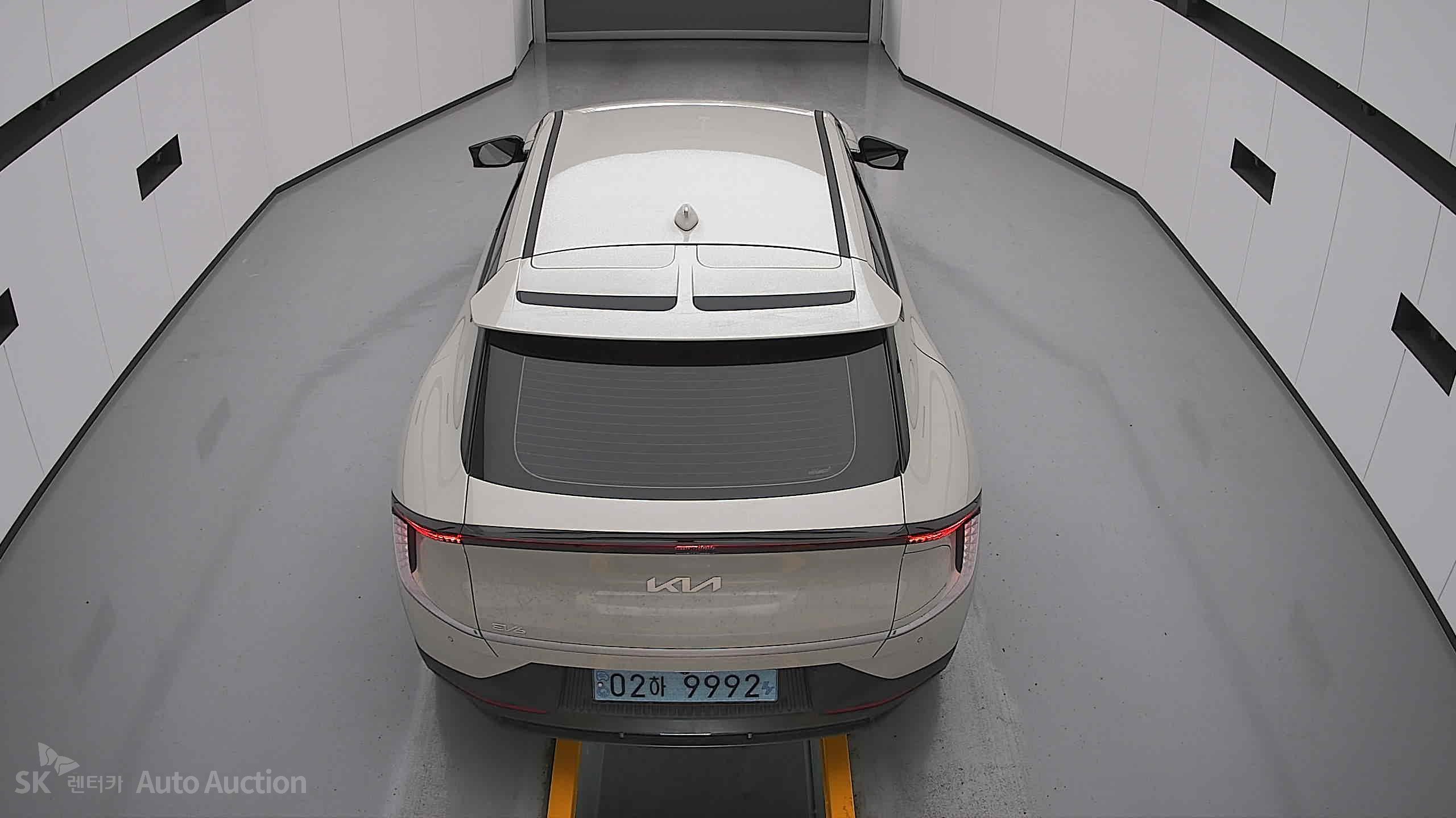2022 - kia ev6