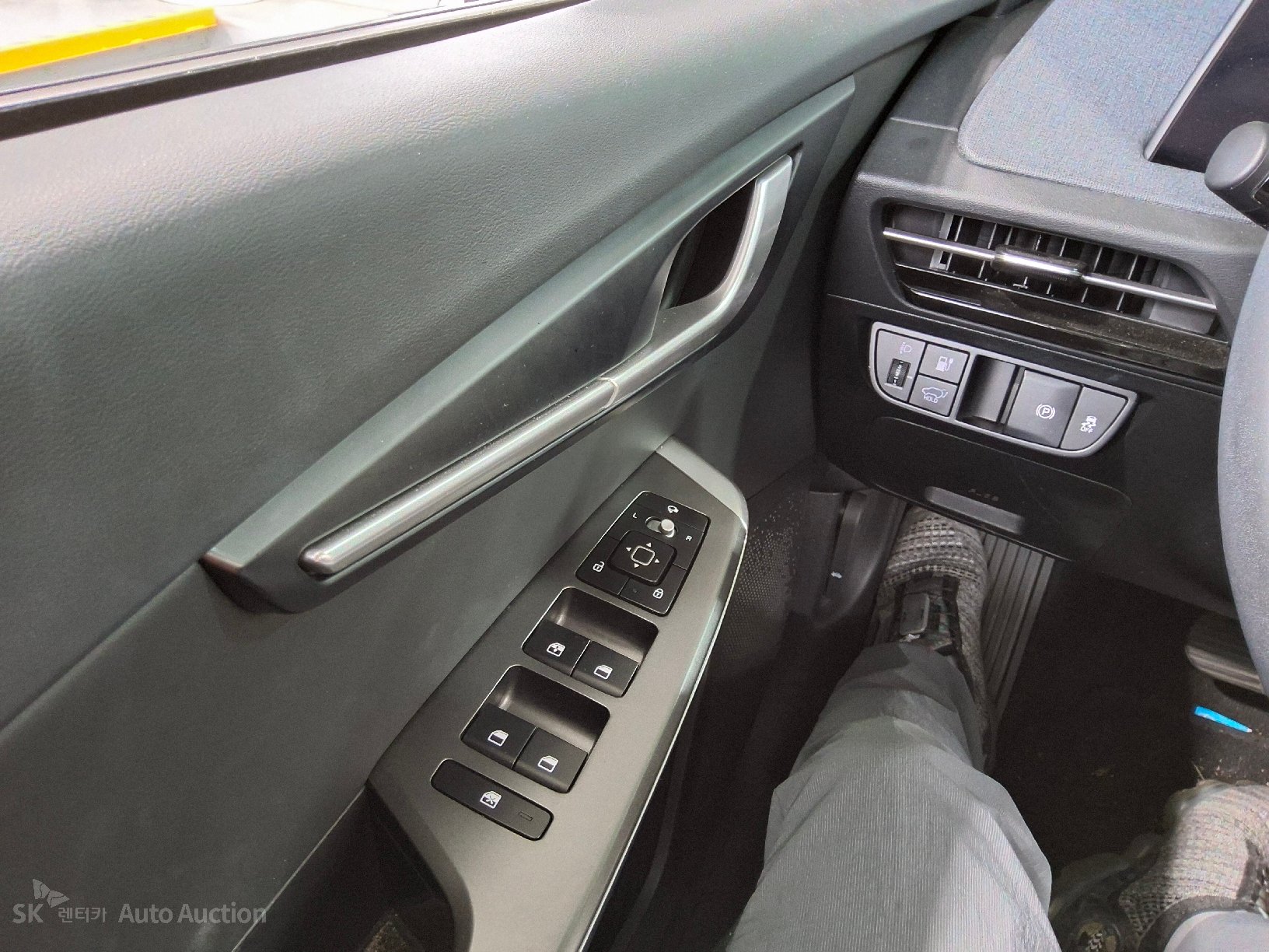 2022 - kia ev6