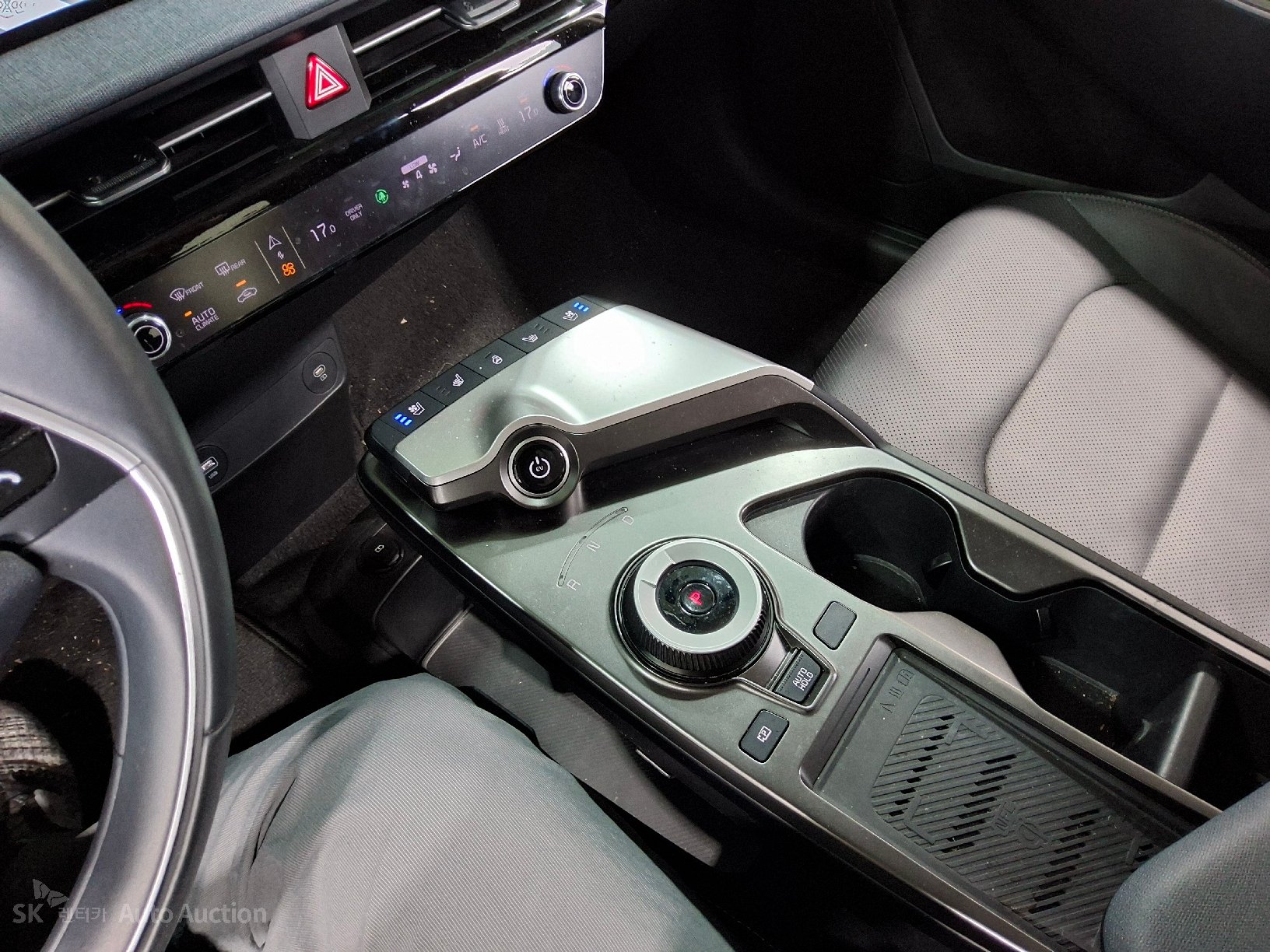 2022 - kia ev6
