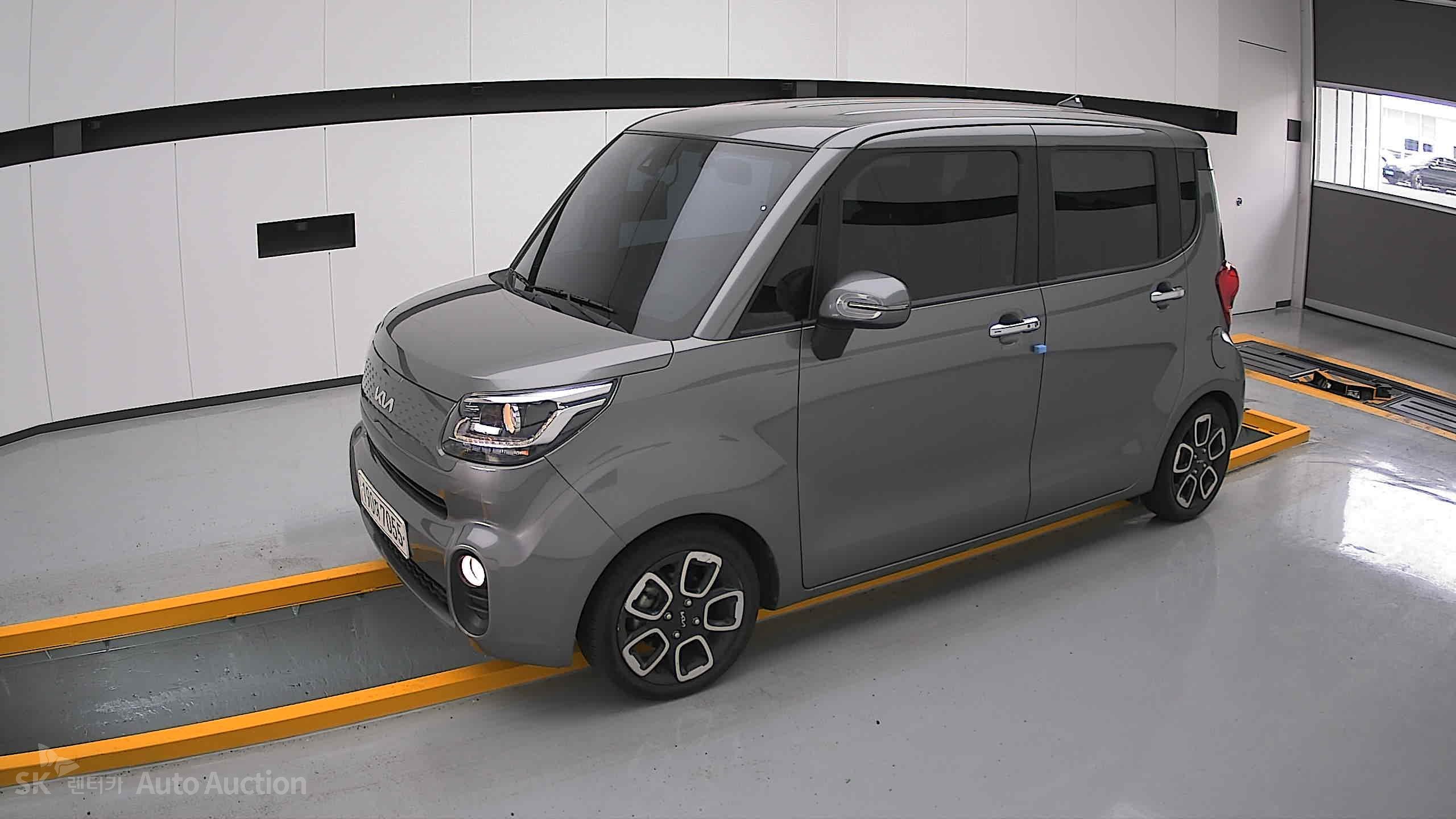 2022 - kia ray
