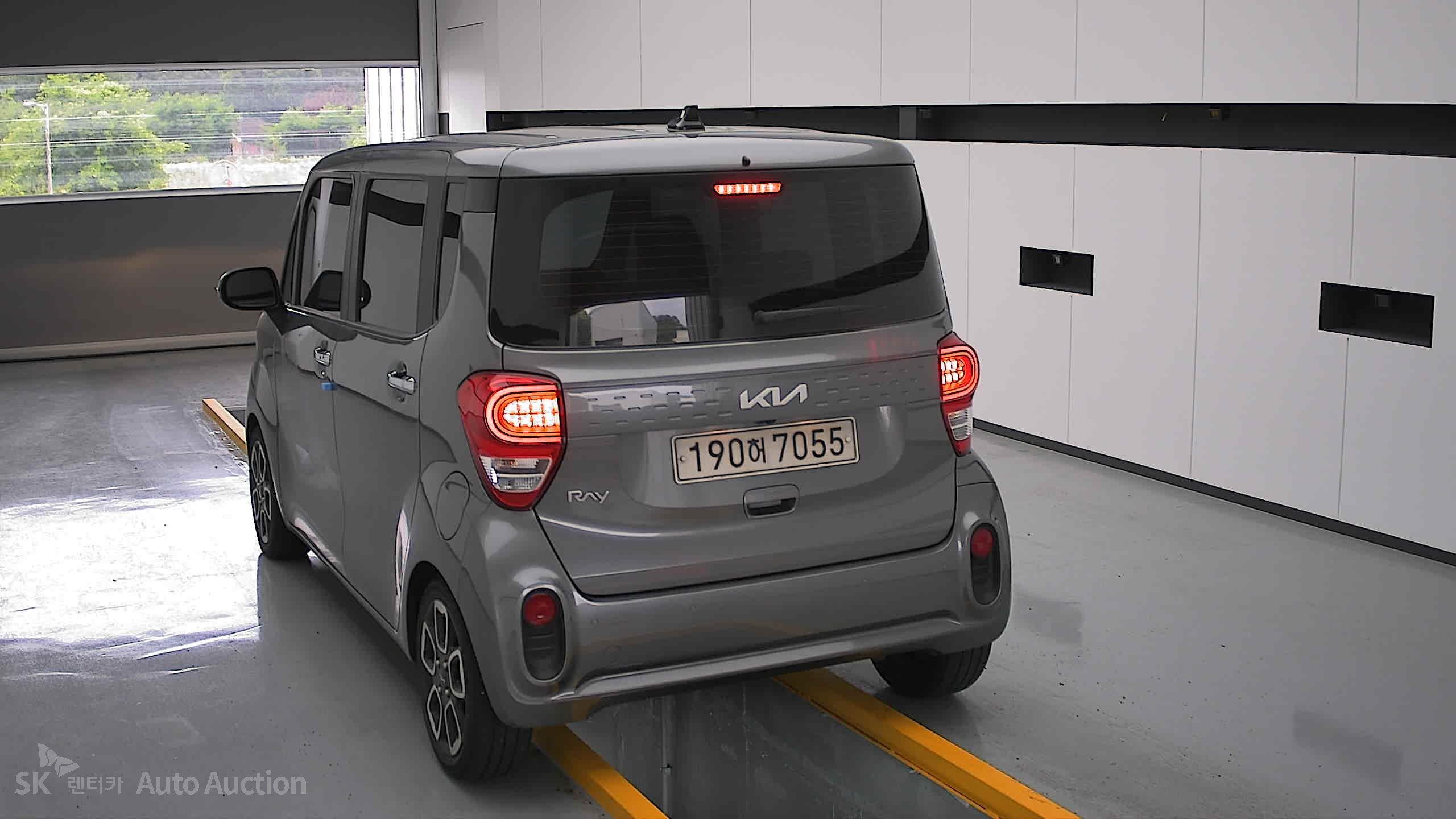 2022 - kia ray