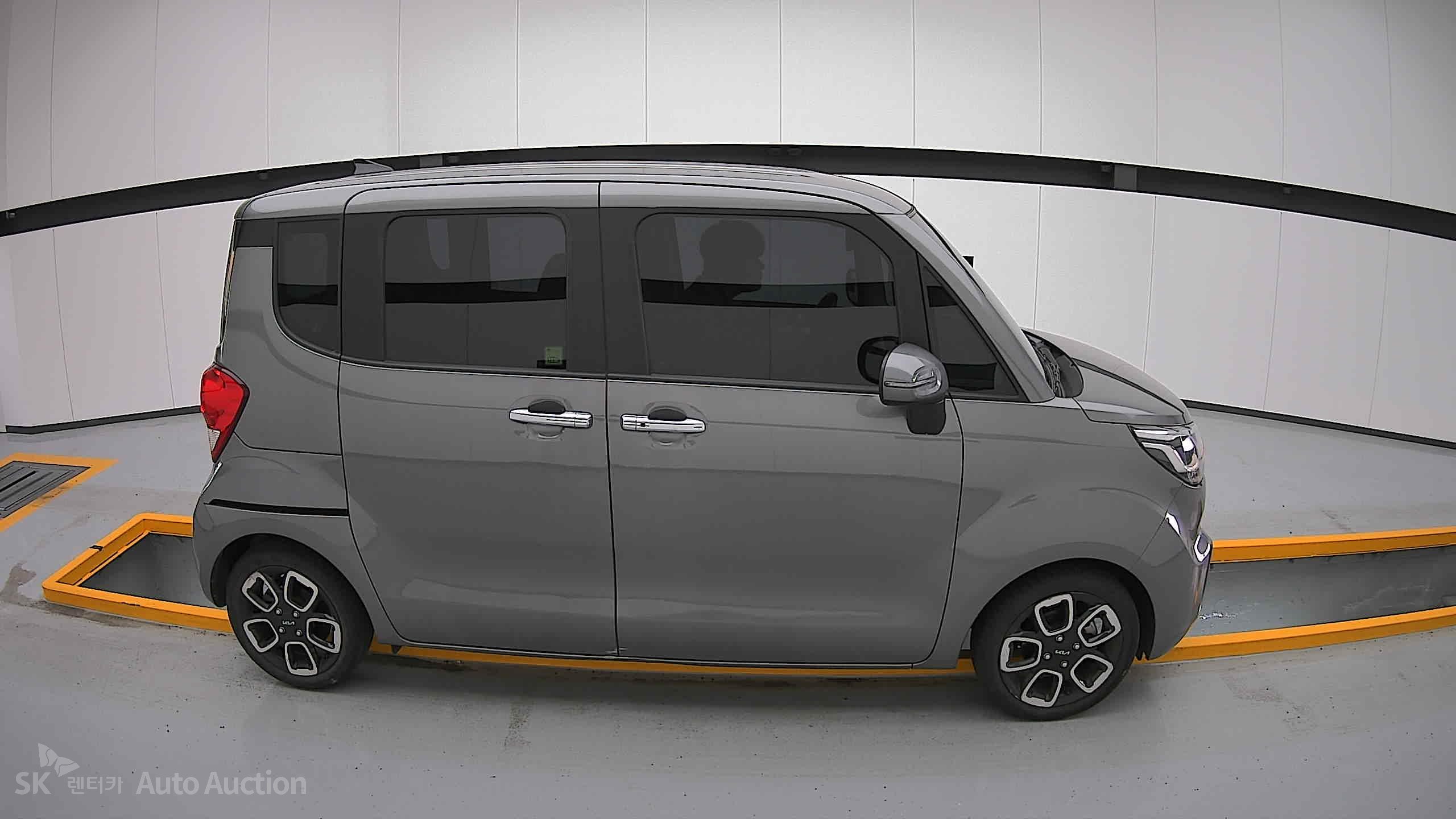 2022 - kia ray