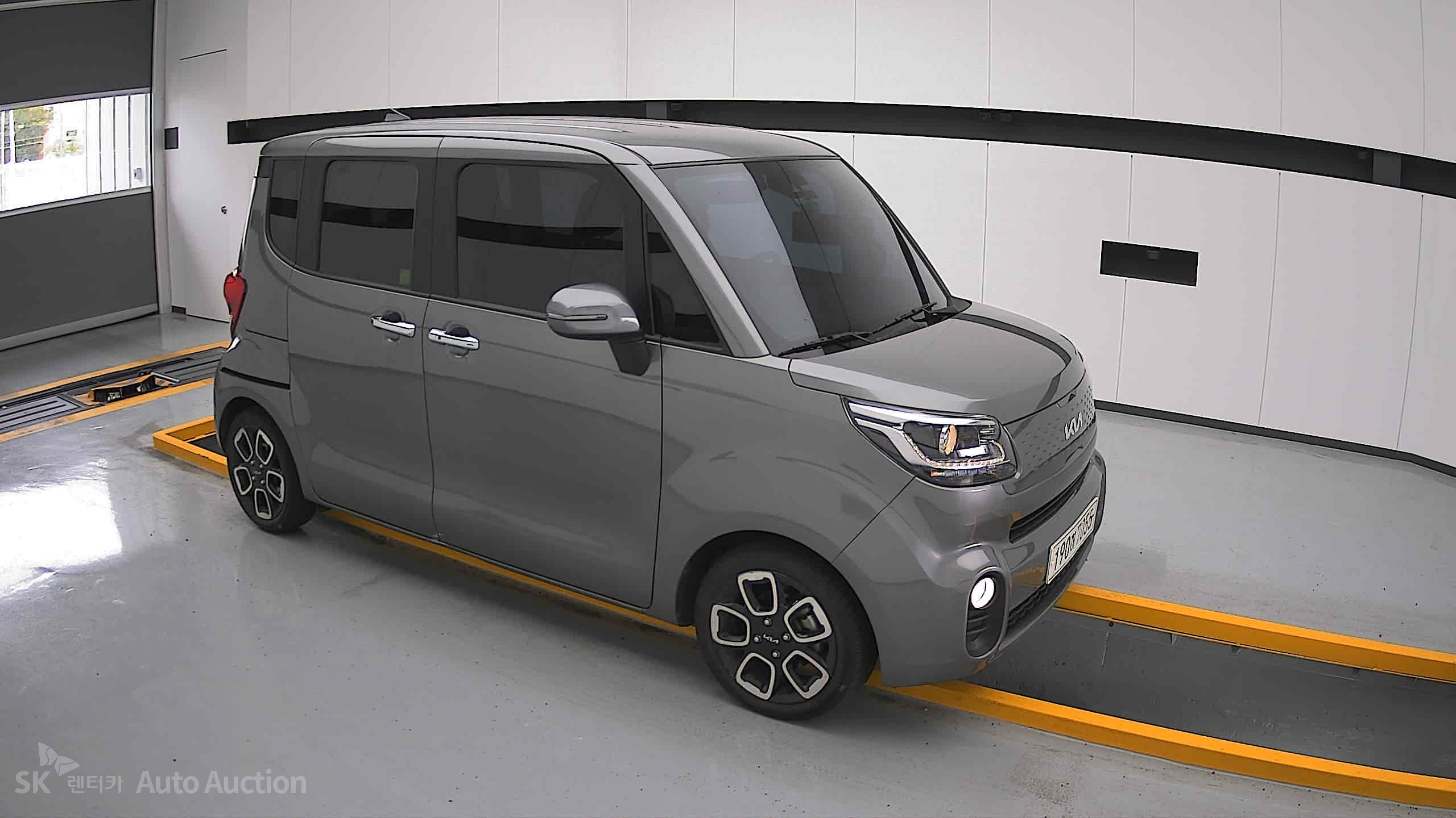 2022 - kia ray