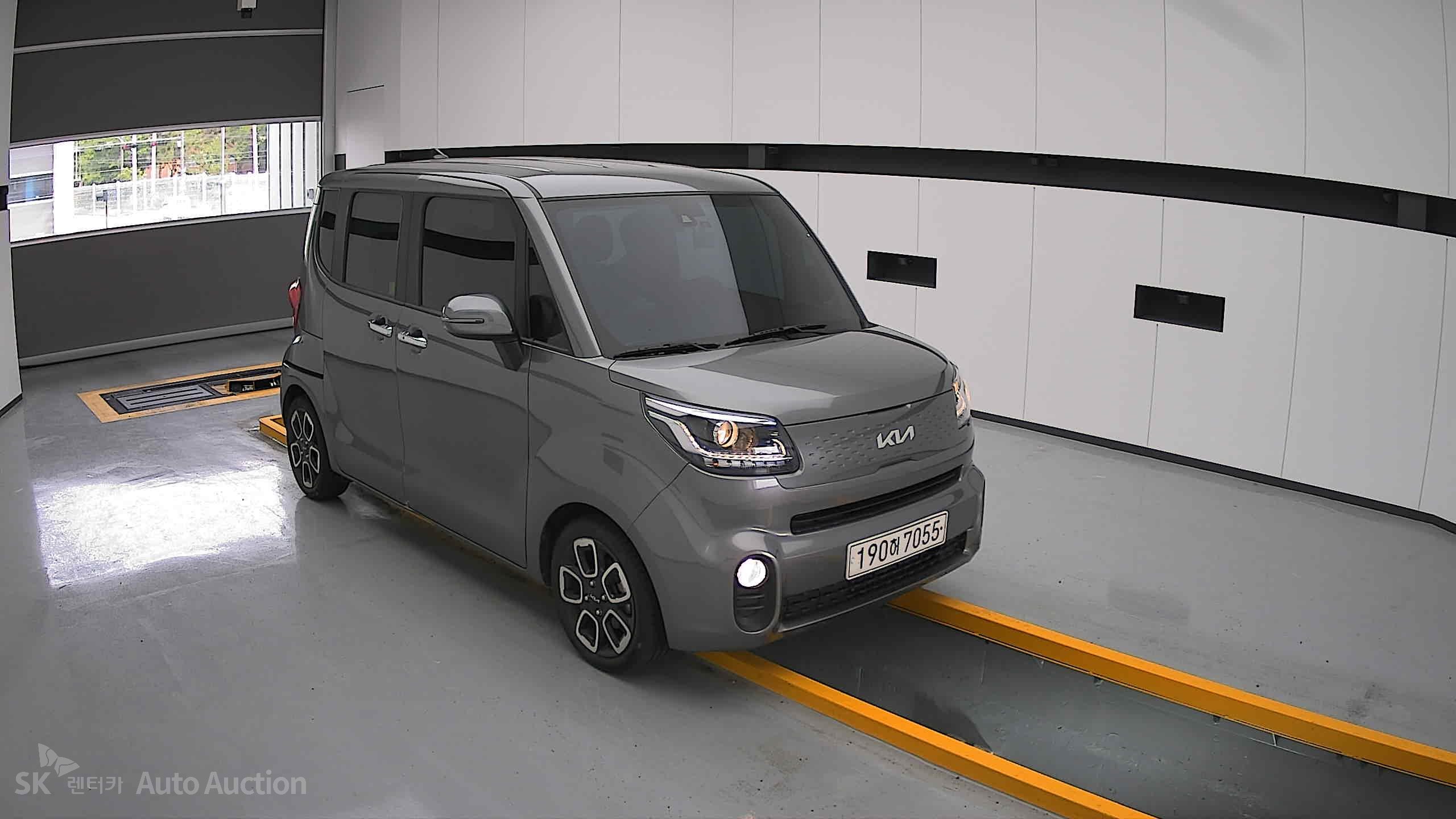 2022 - kia ray