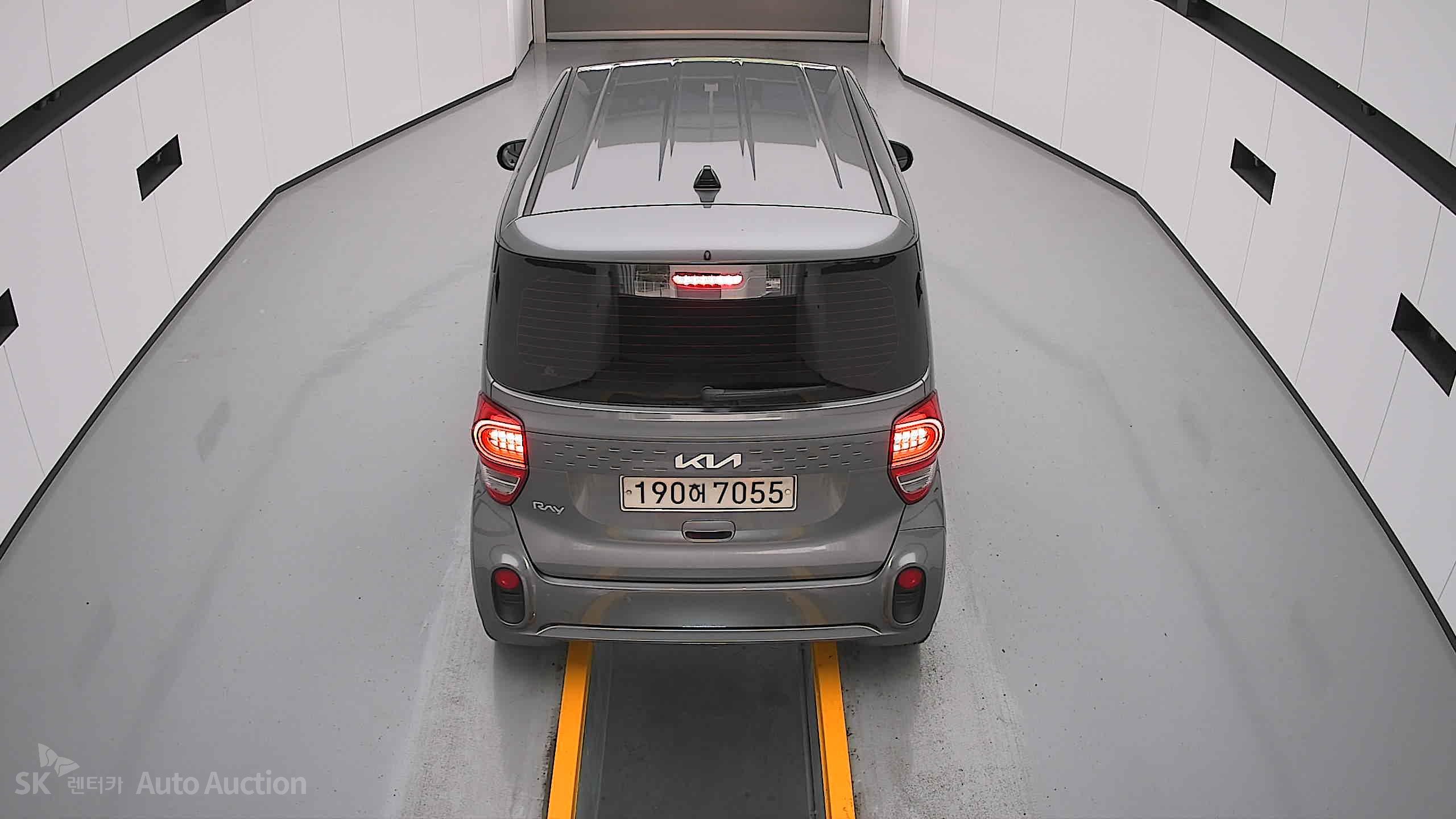 2022 - kia ray
