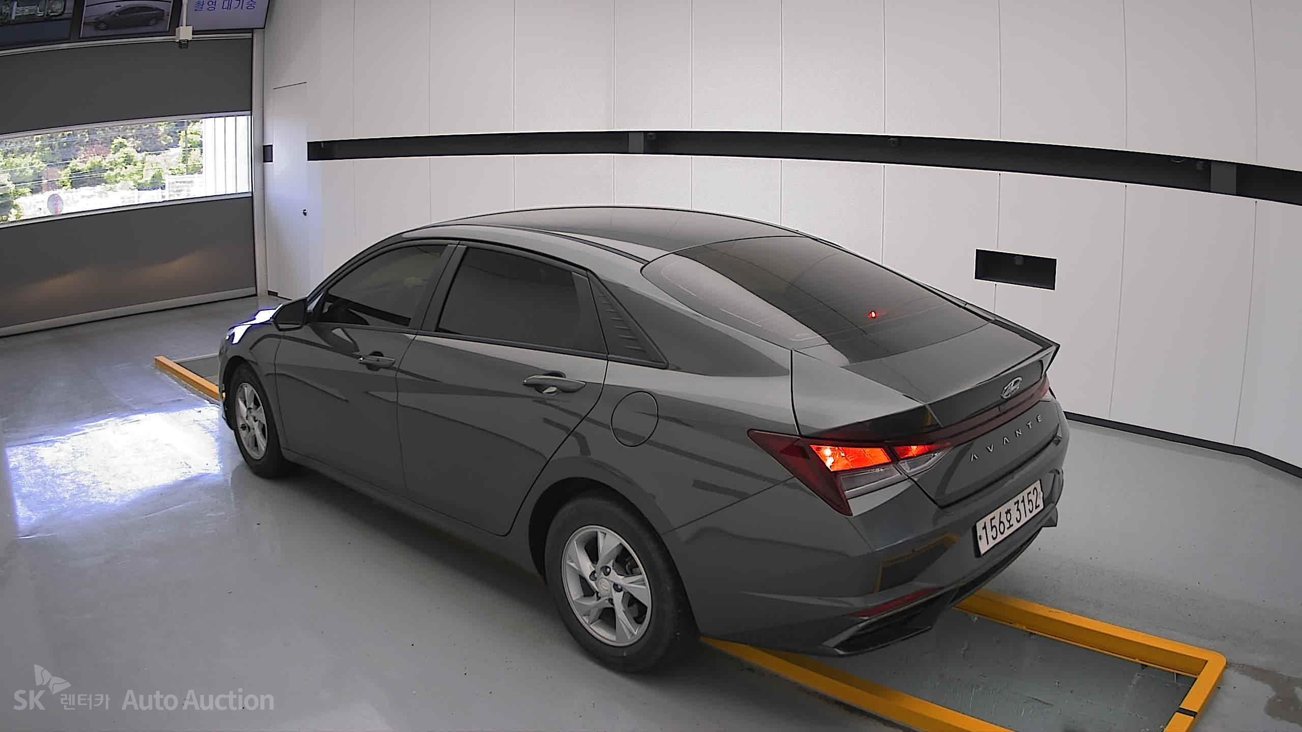 2021 - hyundai avante