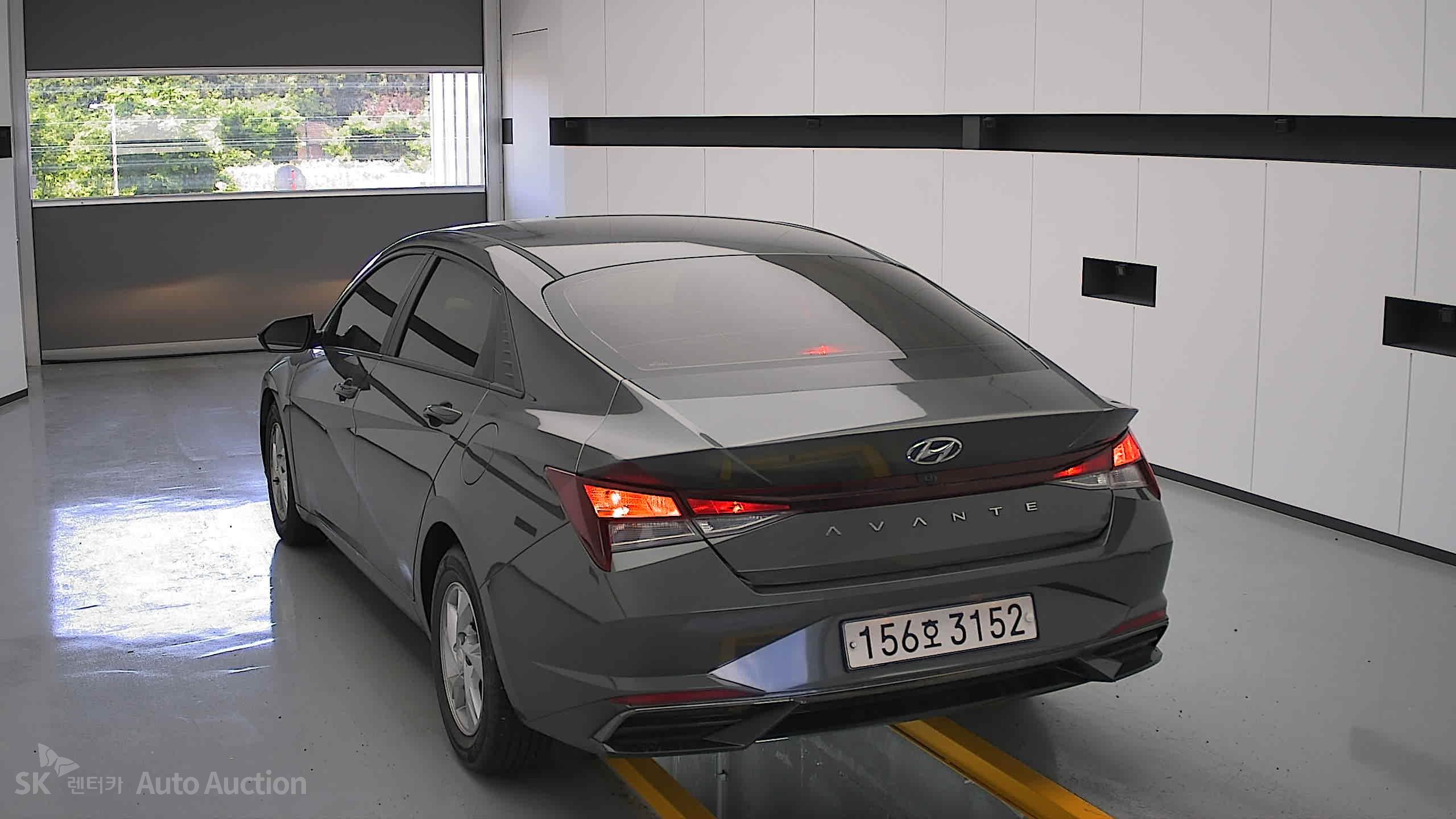 2021 - hyundai avante