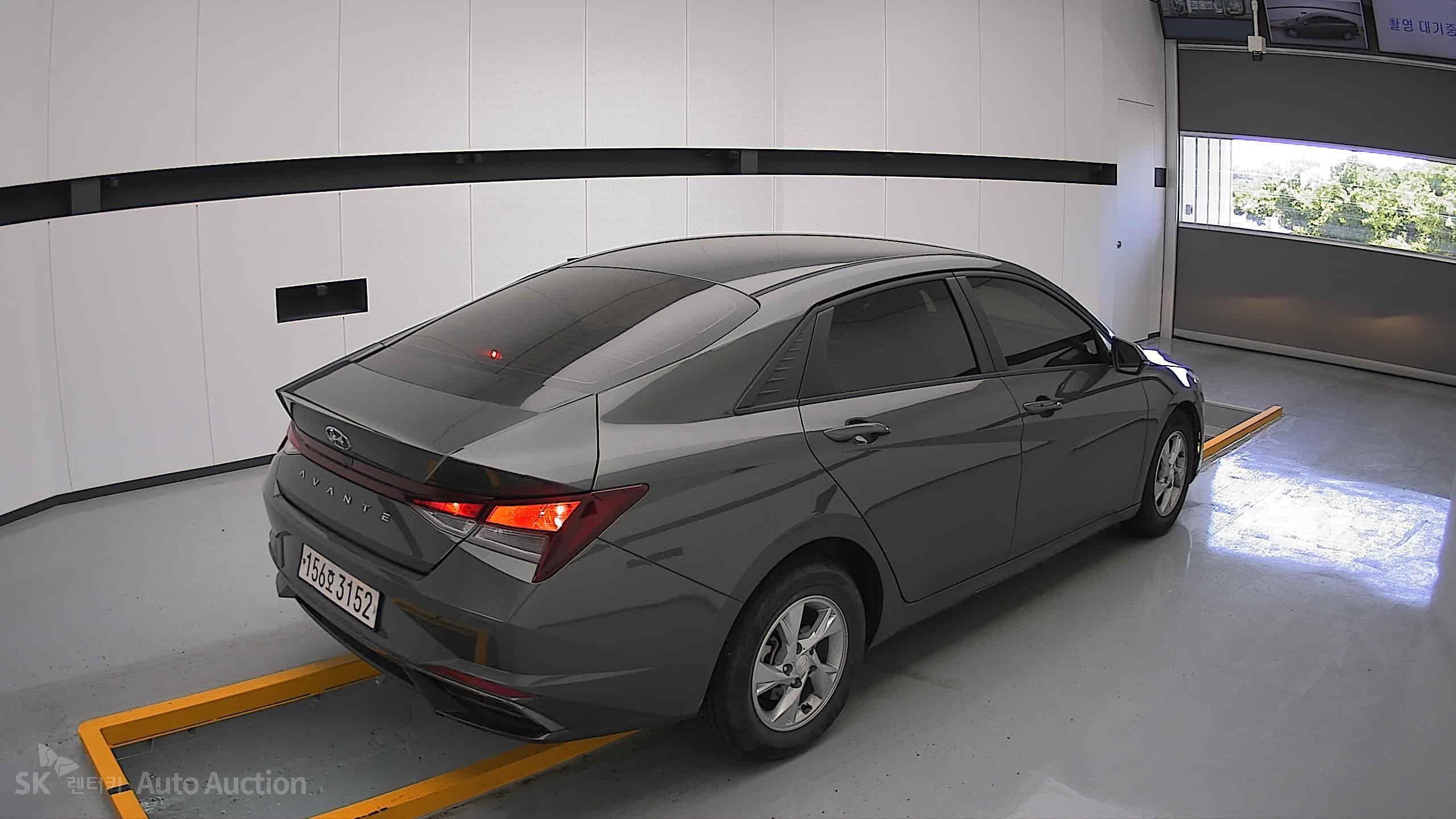 2021 - hyundai avante