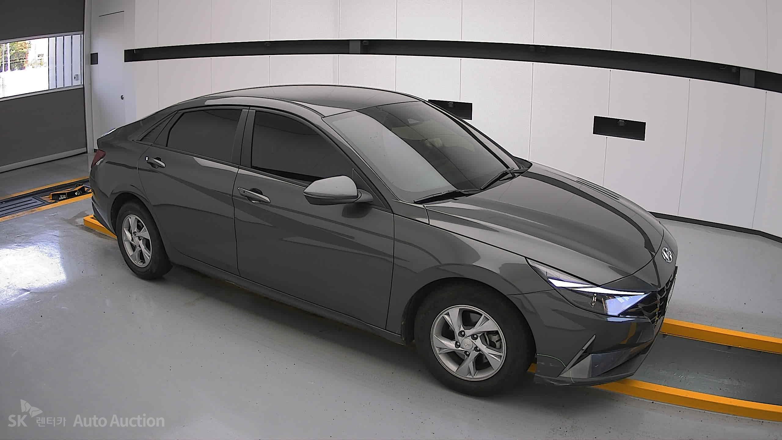 2021 - hyundai avante