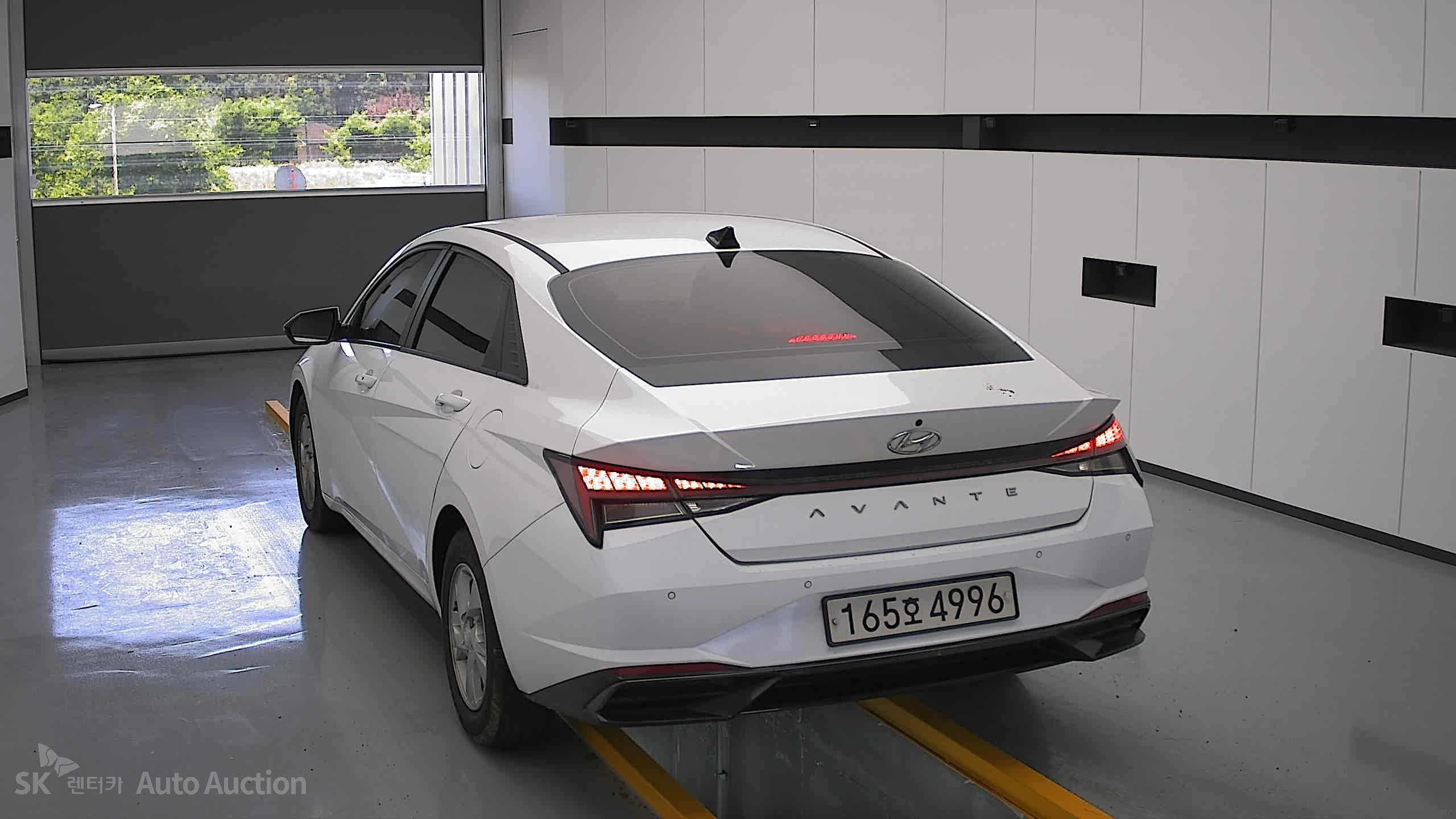 2021 - hyundai avante