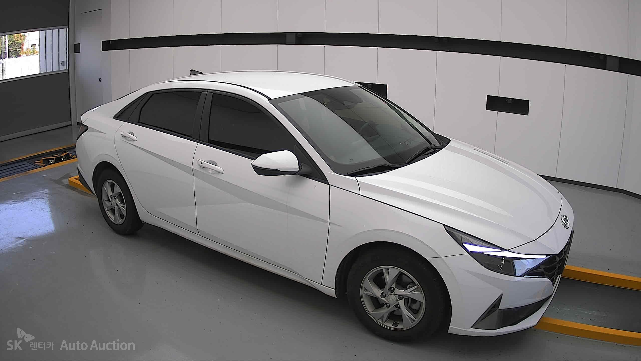 2021 - hyundai avante