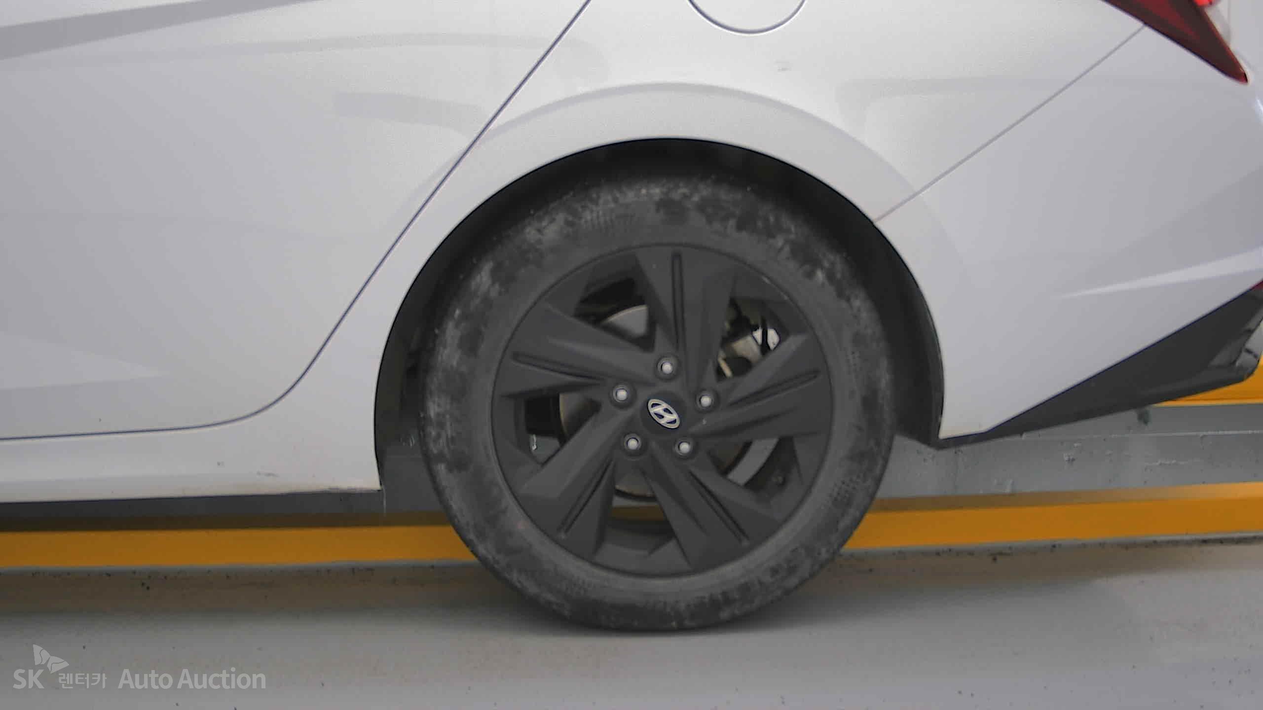 2023 - hyundai avante