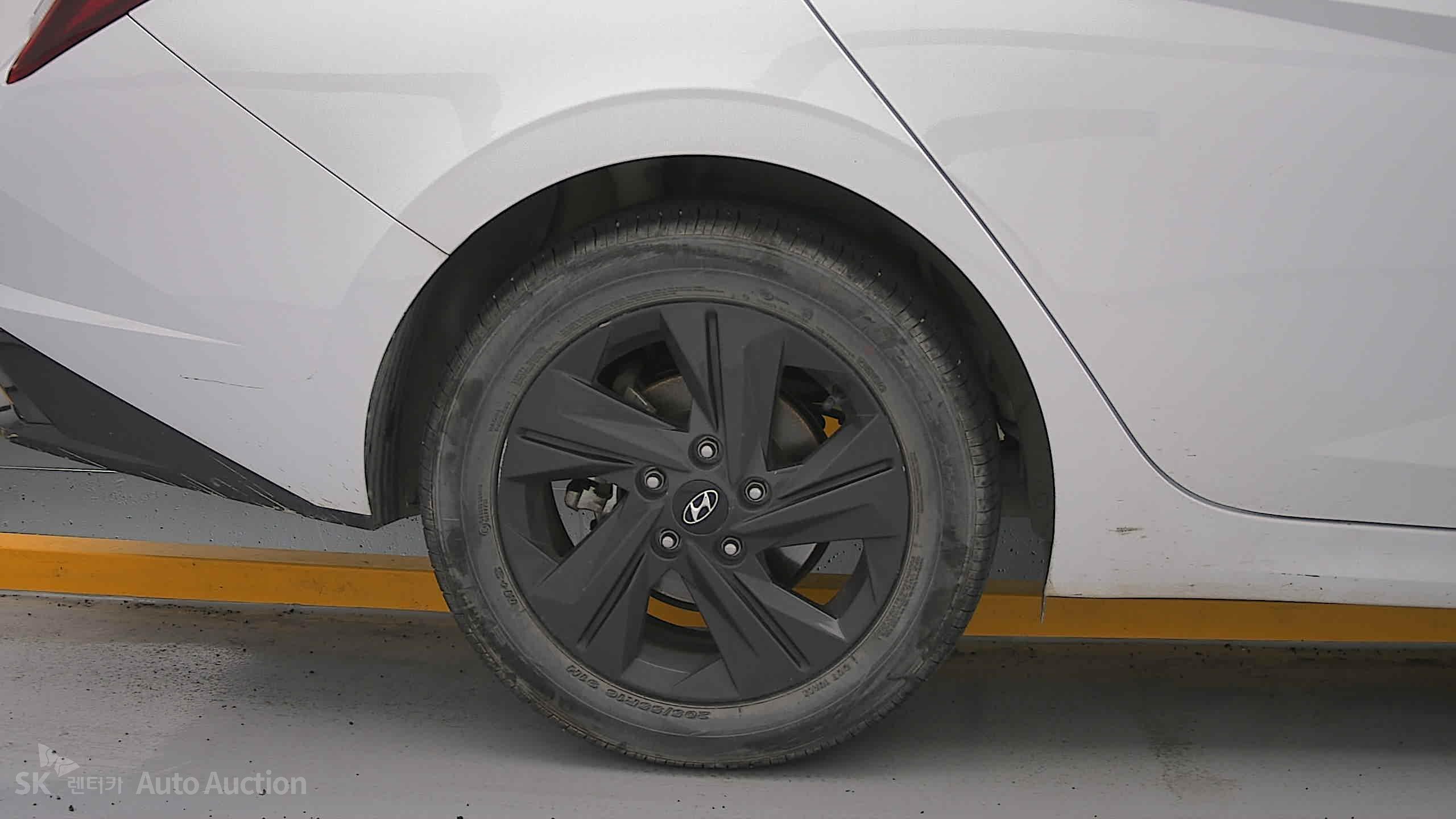 2023 - hyundai avante