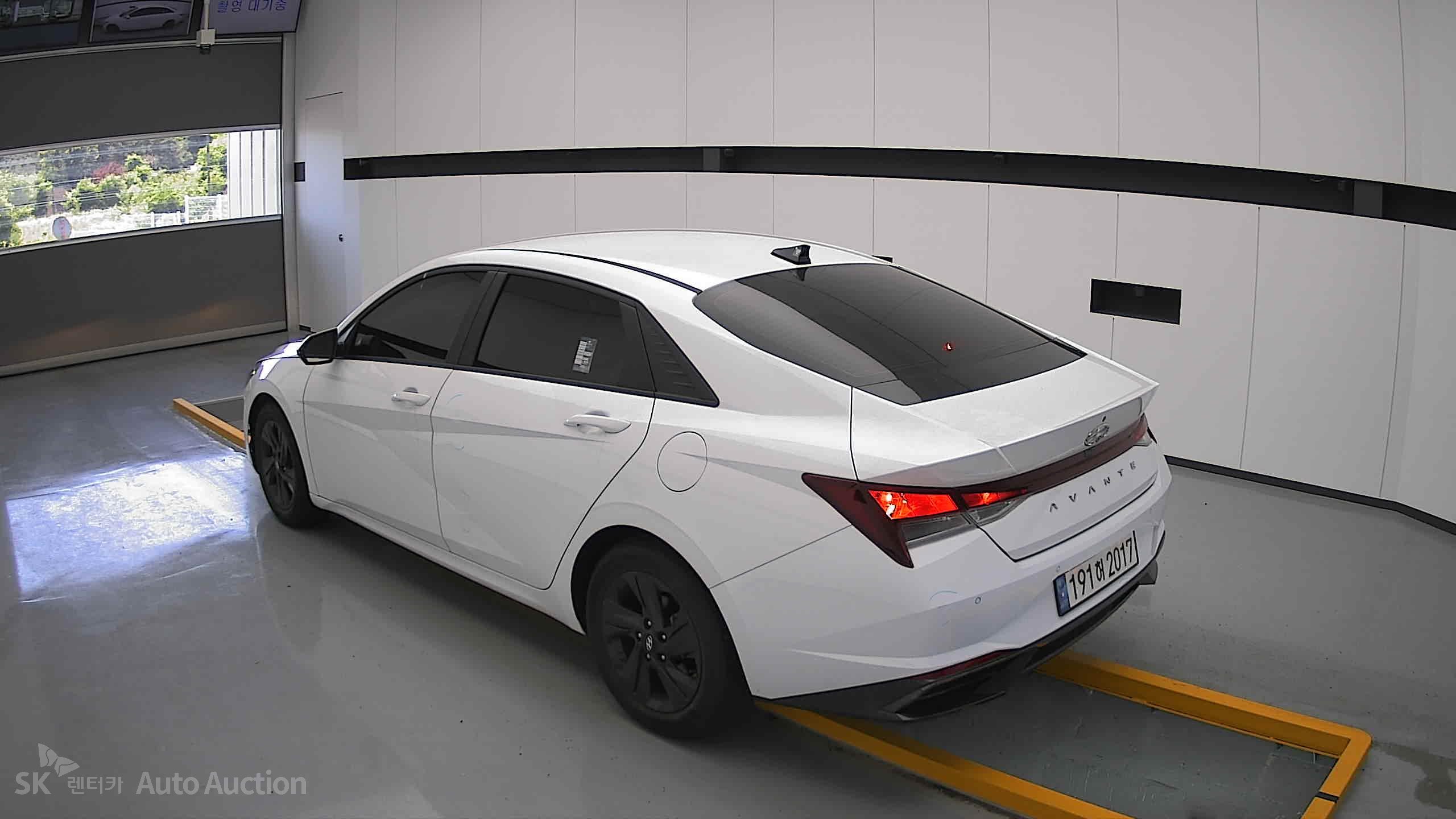 2023 - hyundai avante