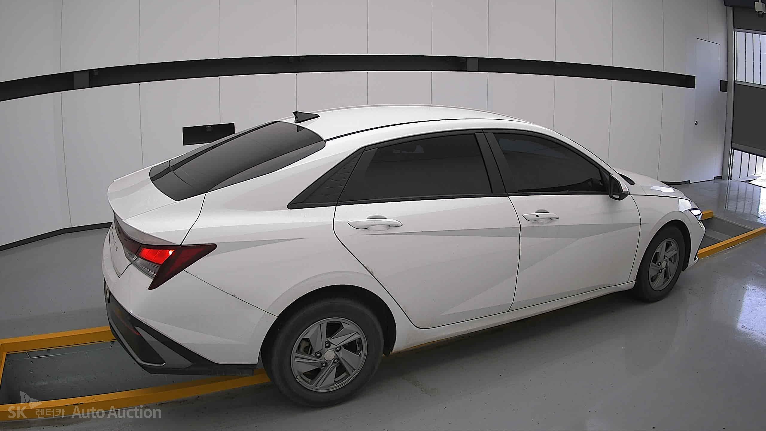 2024 - hyundai avante