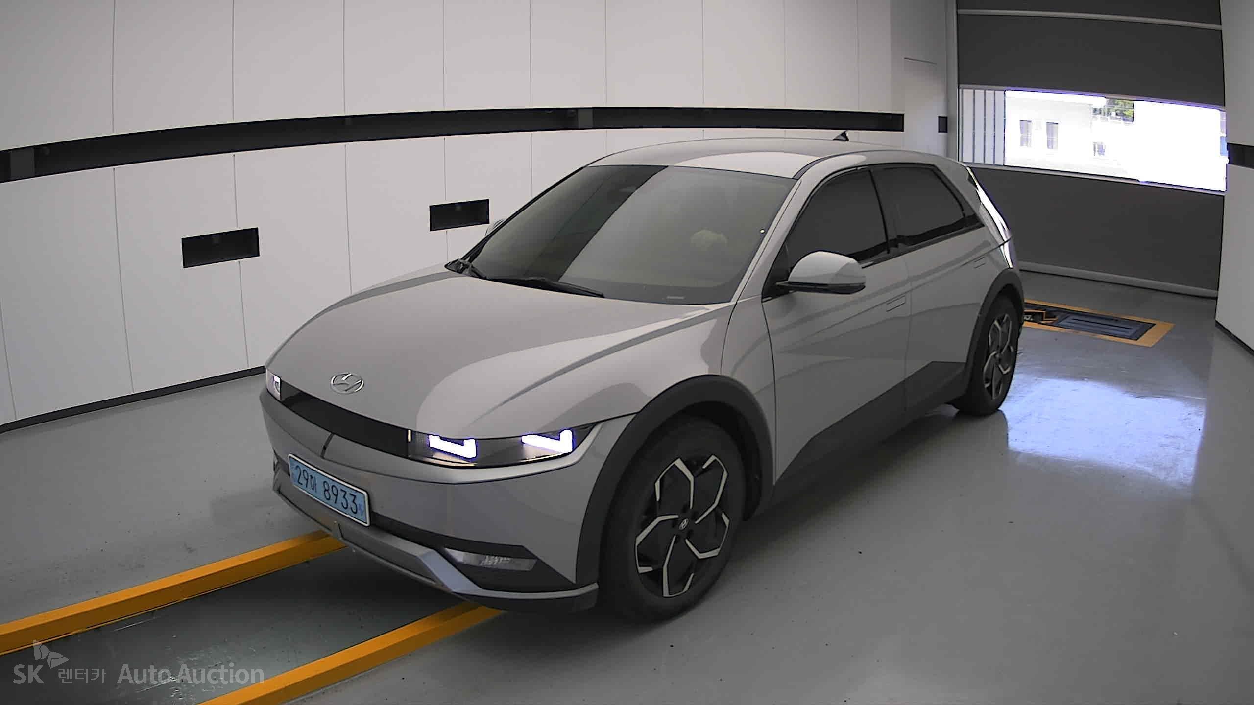 2022 - hyundai ioniq