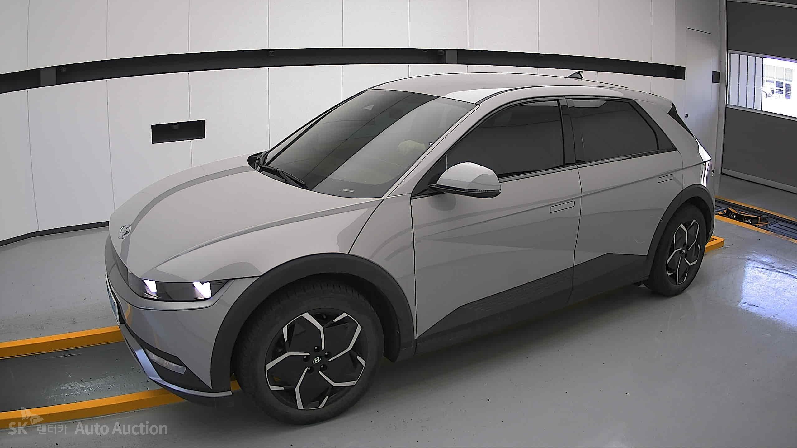 2022 - hyundai ioniq
