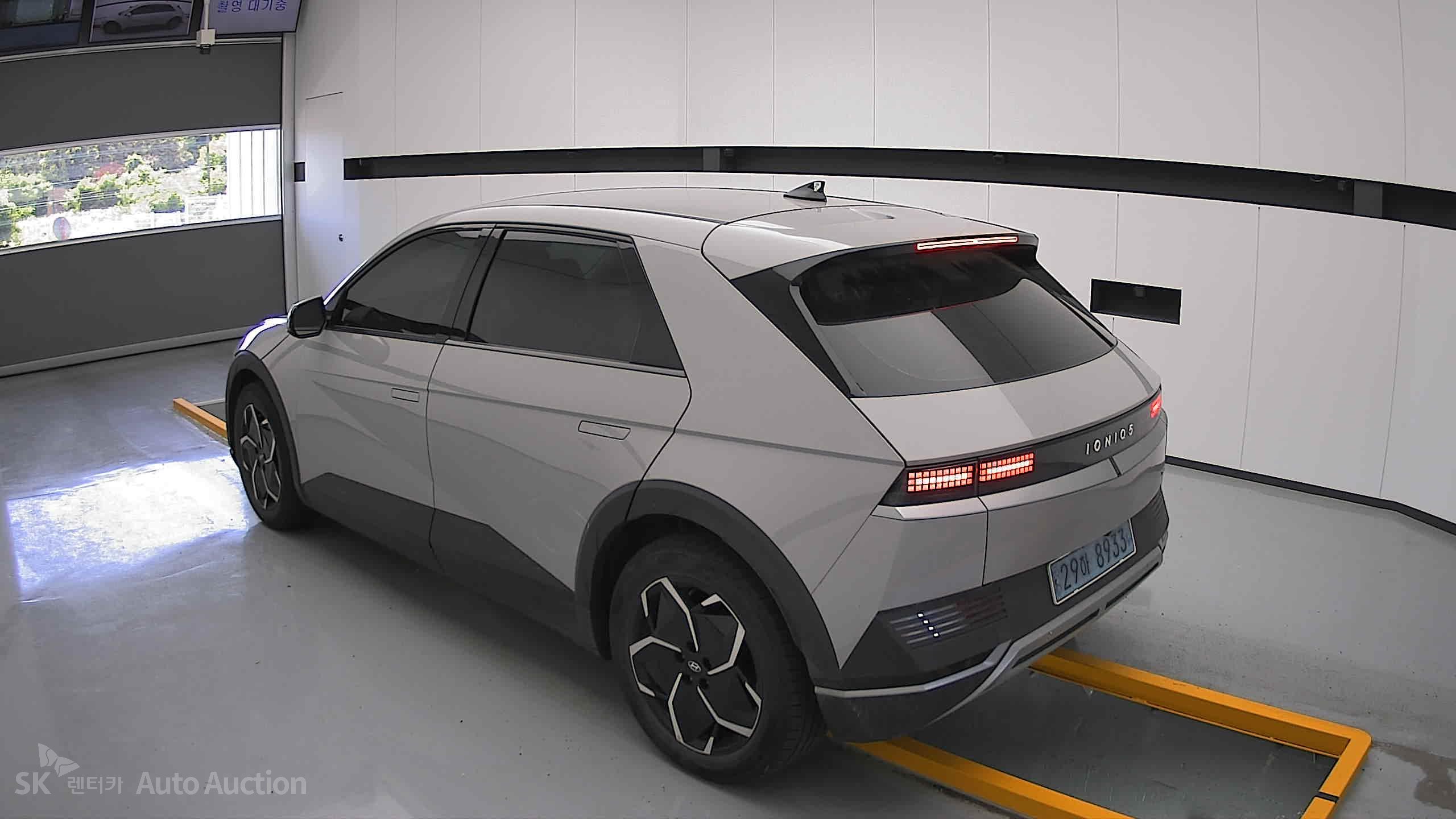 2022 - hyundai ioniq