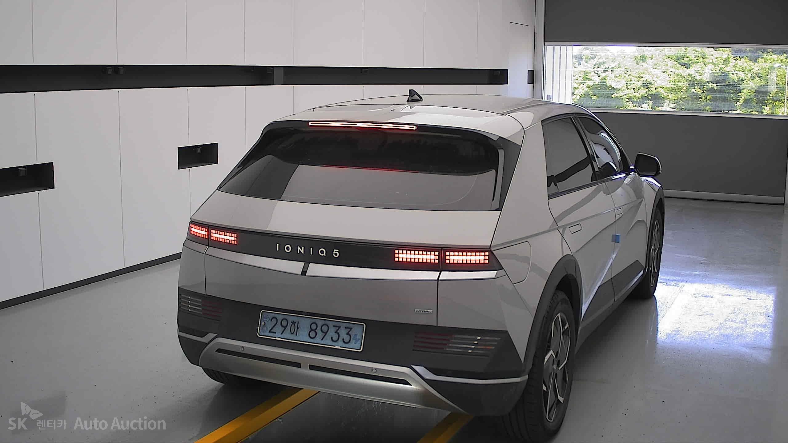2022 - hyundai ioniq