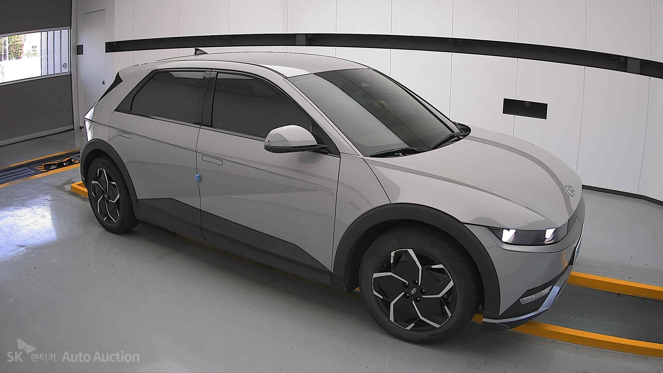2022 - hyundai ioniq