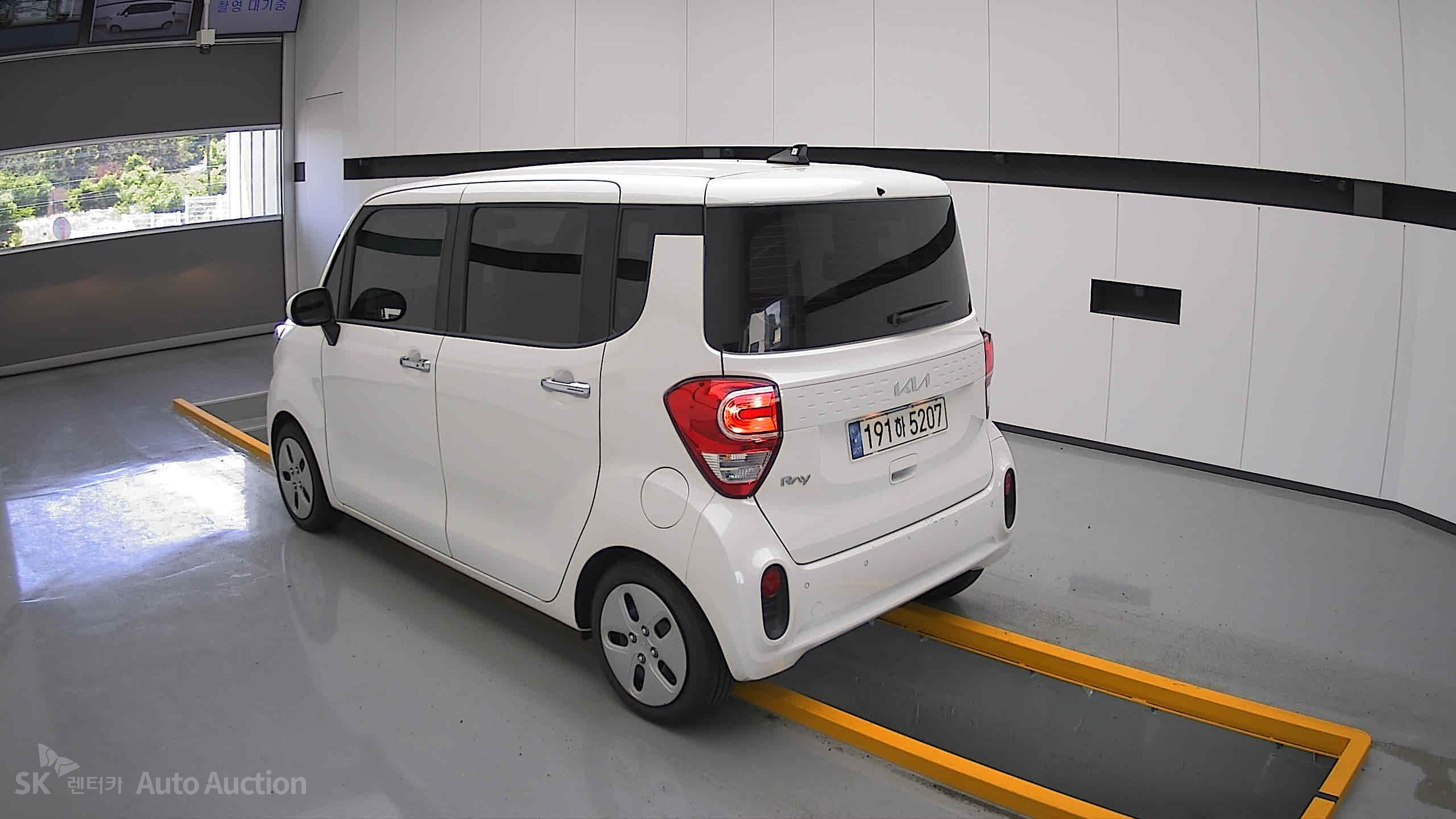 2022 - kia ray