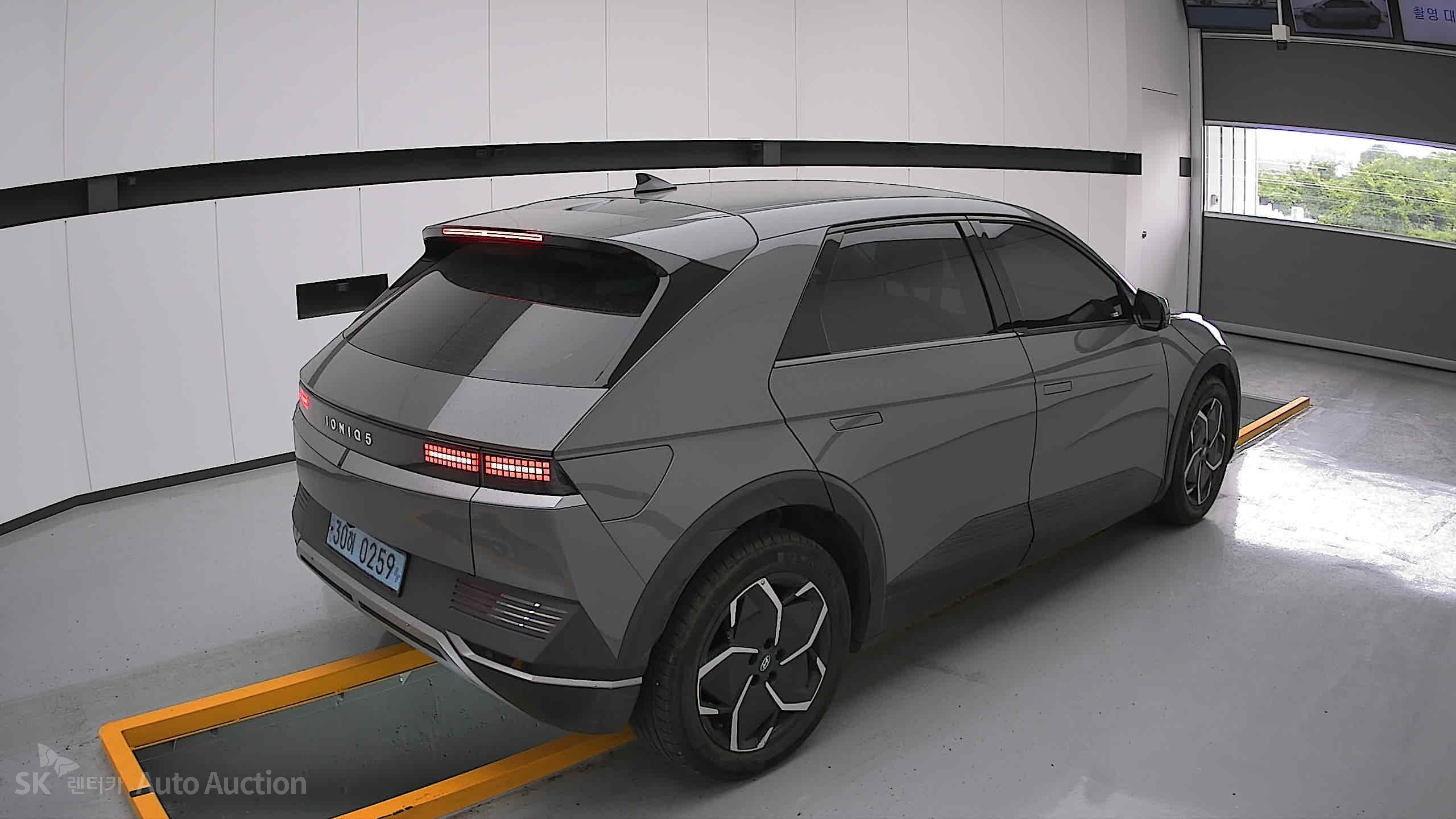 2022 - hyundai ioniq