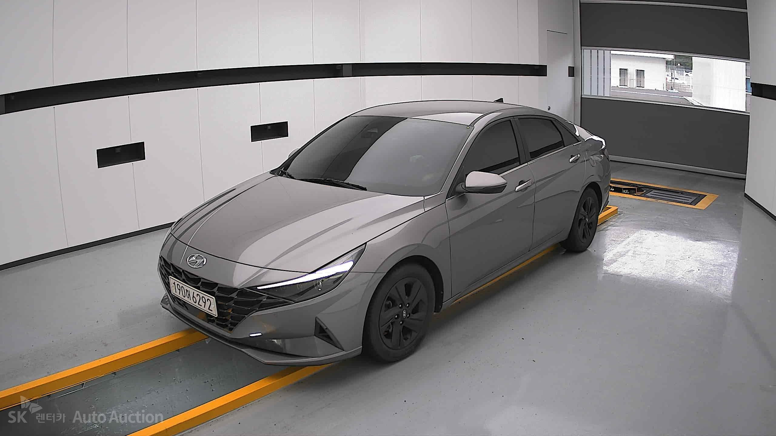 2022 - hyundai avante