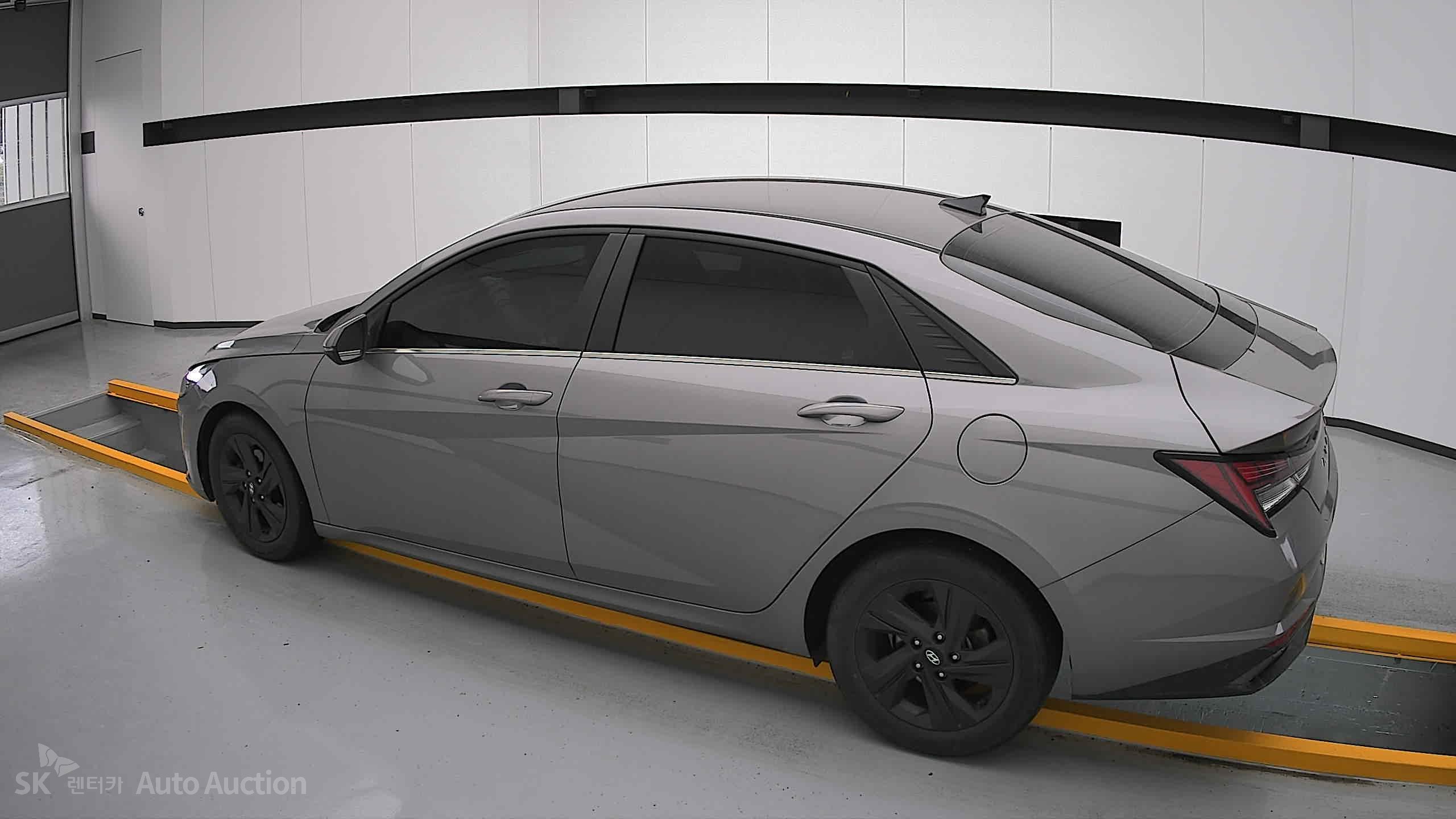 2022 - hyundai avante