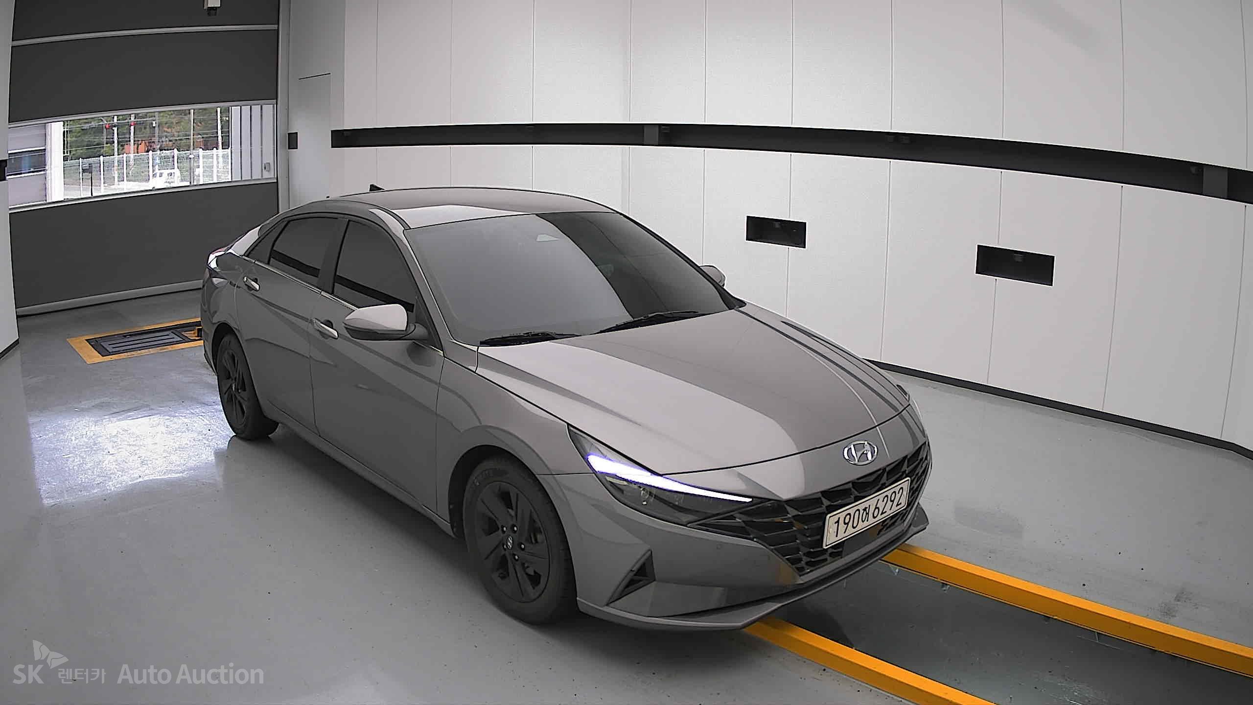 2022 - hyundai avante