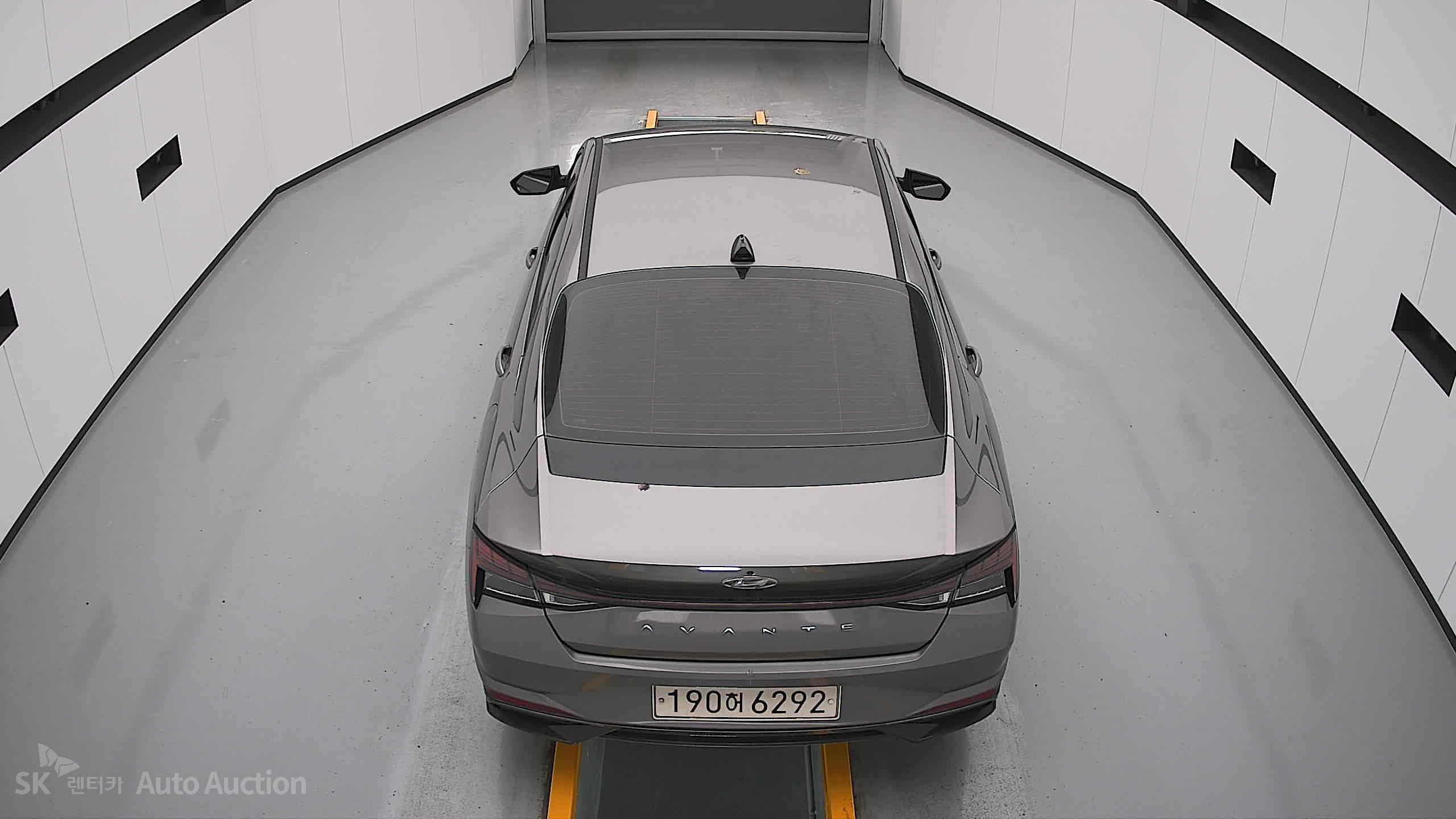 2022 - hyundai avante