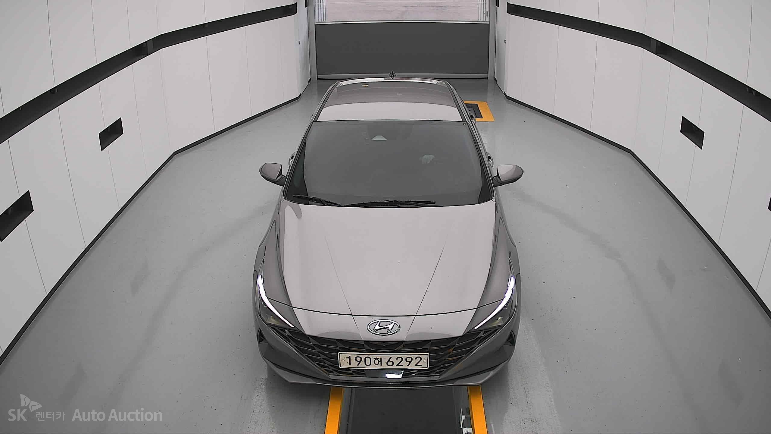 2022 - hyundai avante