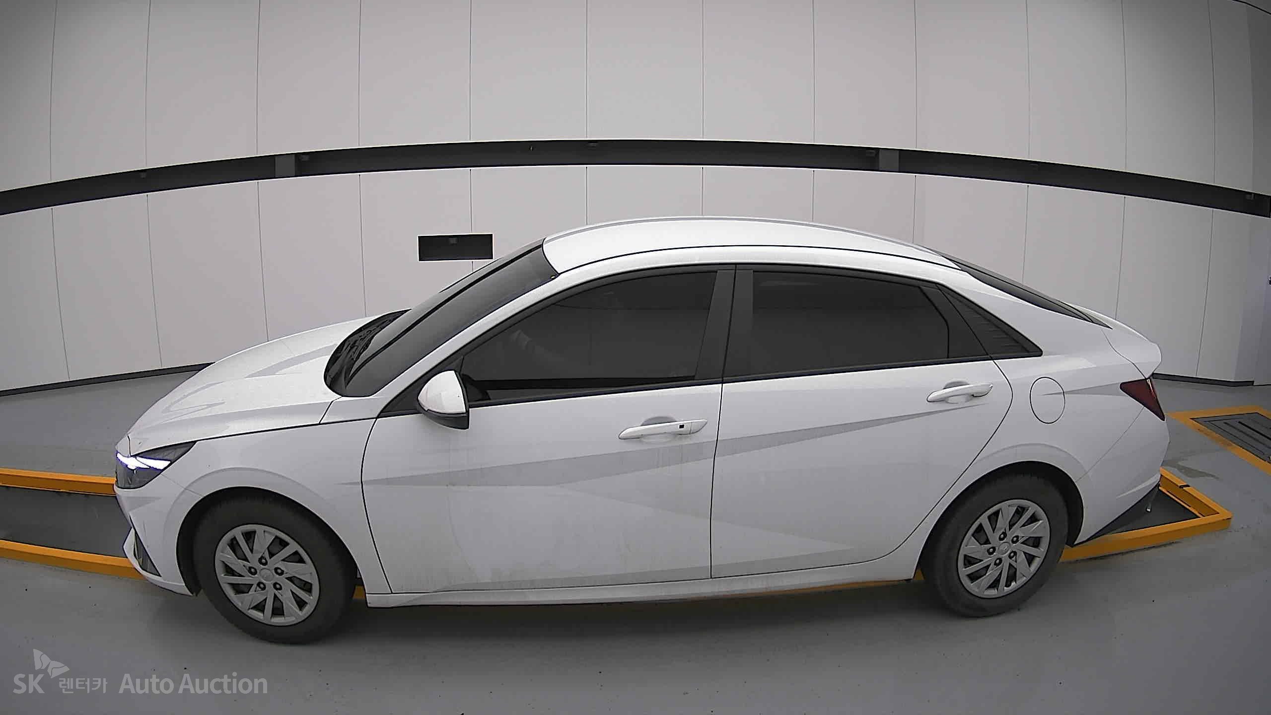 2022 - hyundai avante