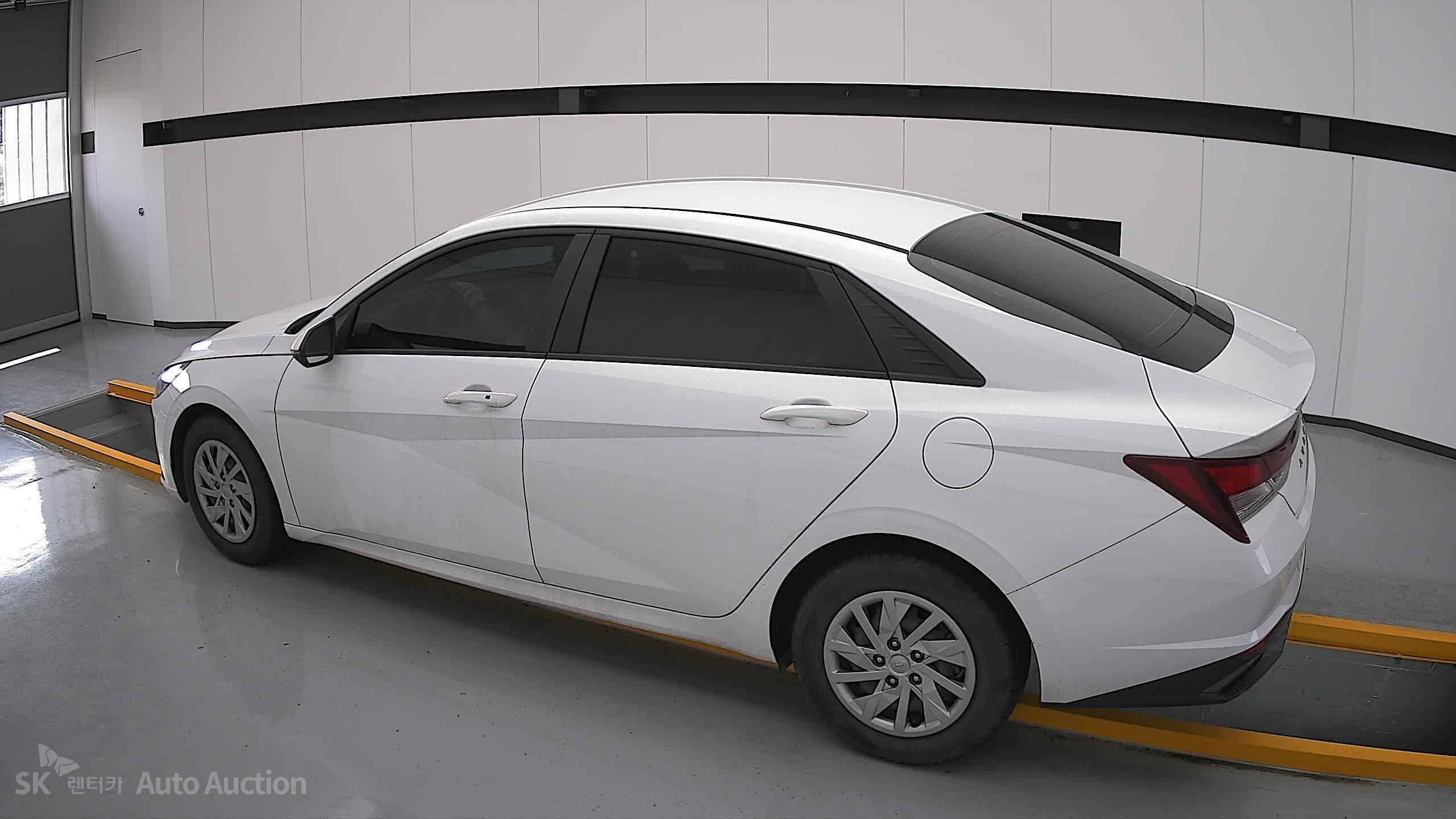 2022 - hyundai avante