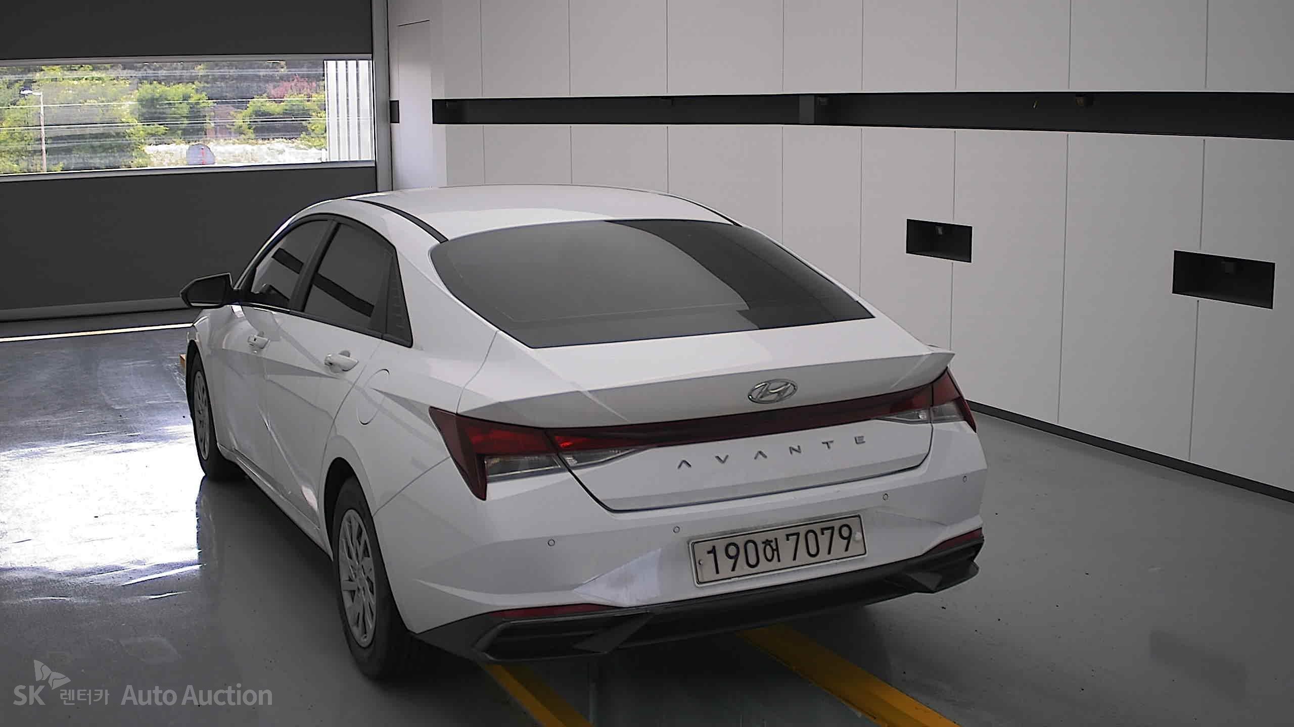 2022 - hyundai avante