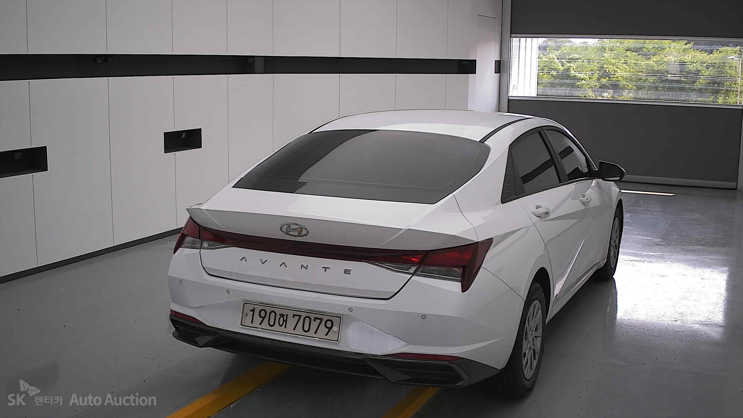 2022 - hyundai avante