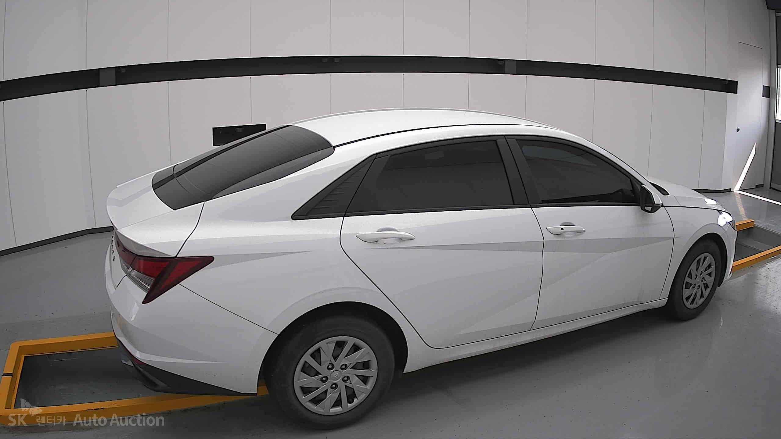 2022 - hyundai avante