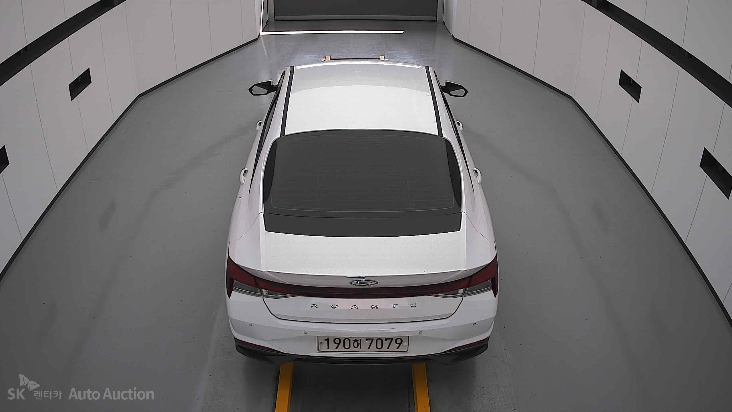 2022 - hyundai avante