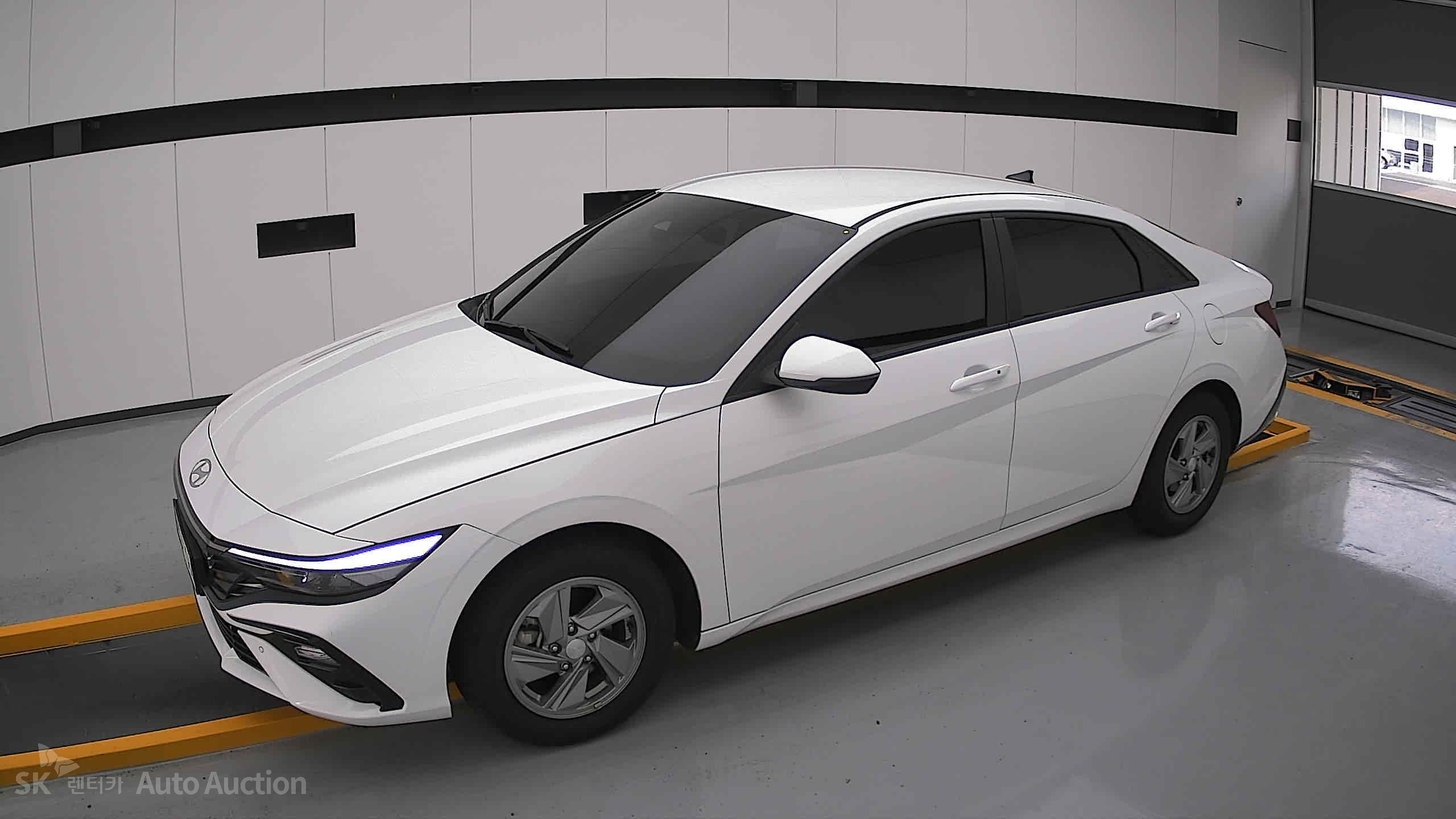 2024 - hyundai avante
