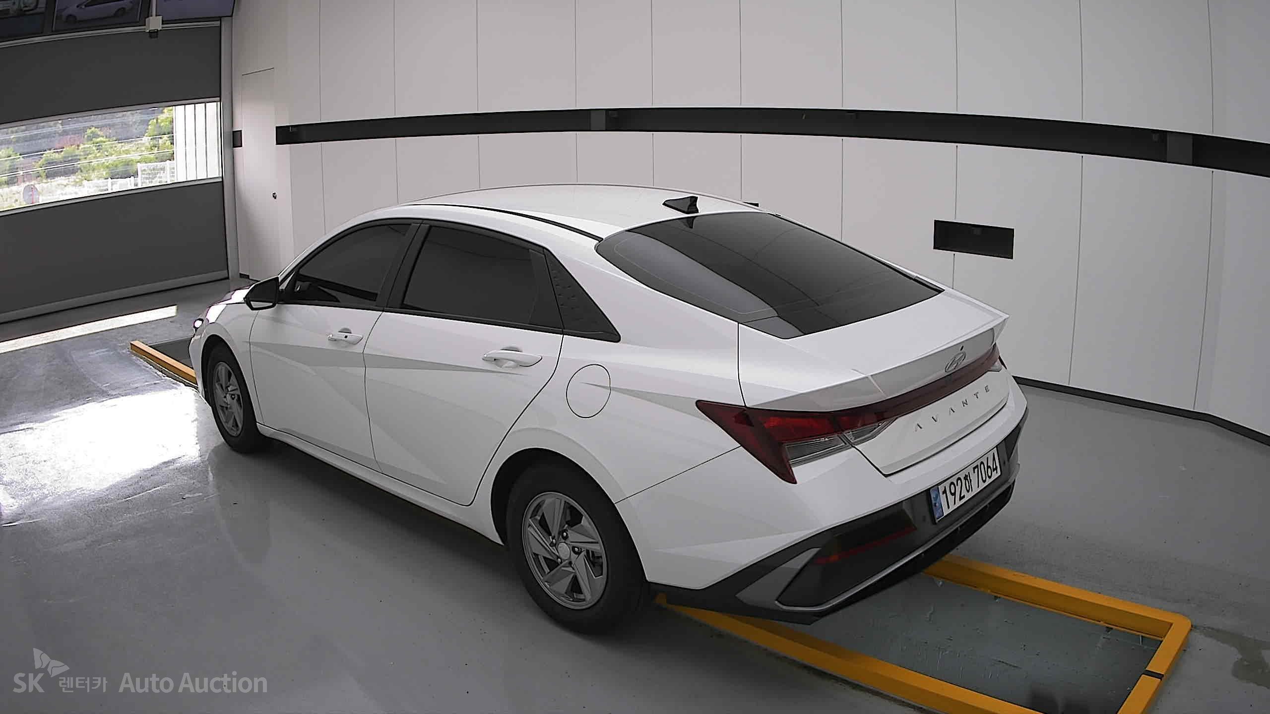 2024 - hyundai avante