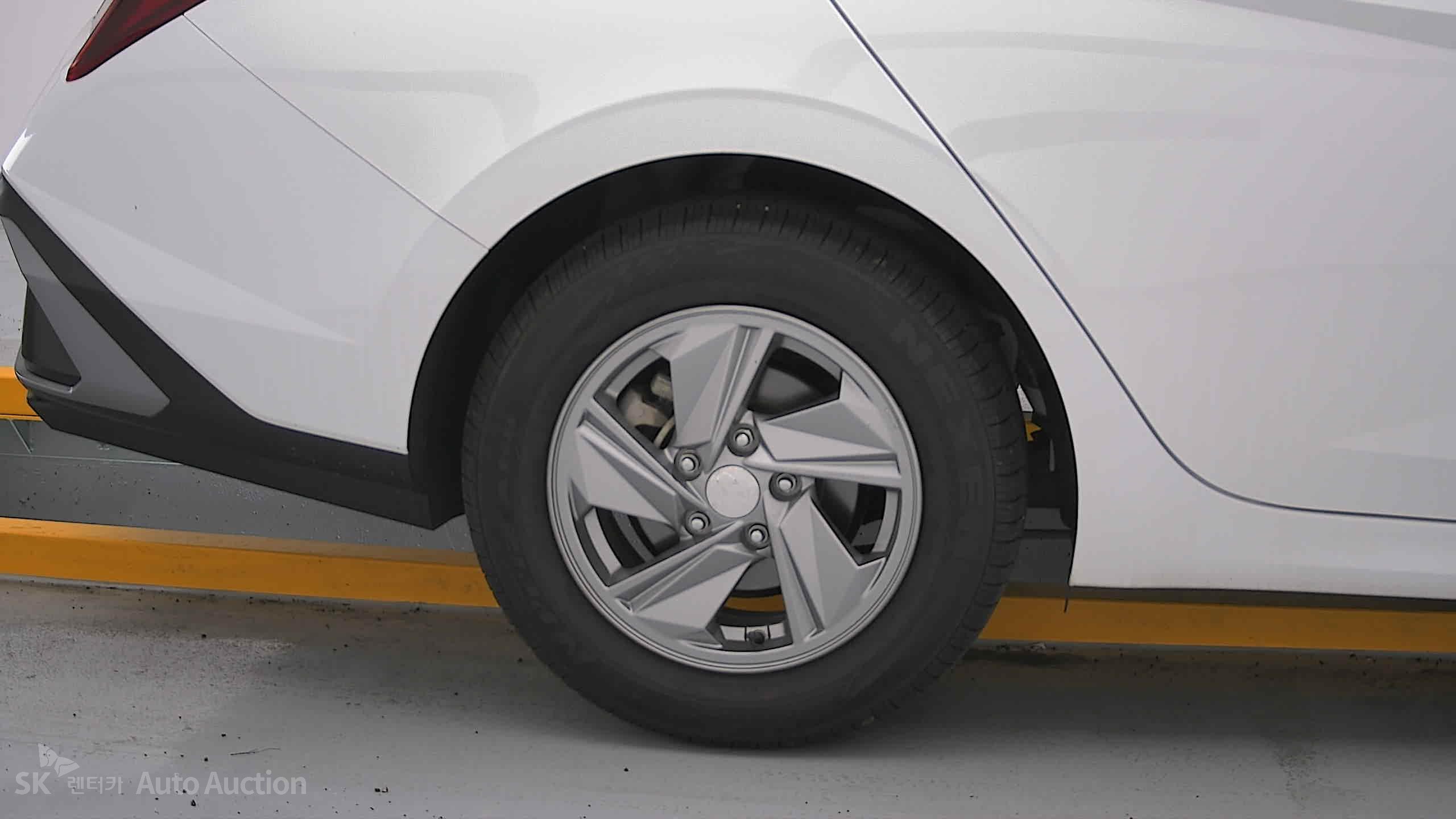 2024 - hyundai avante