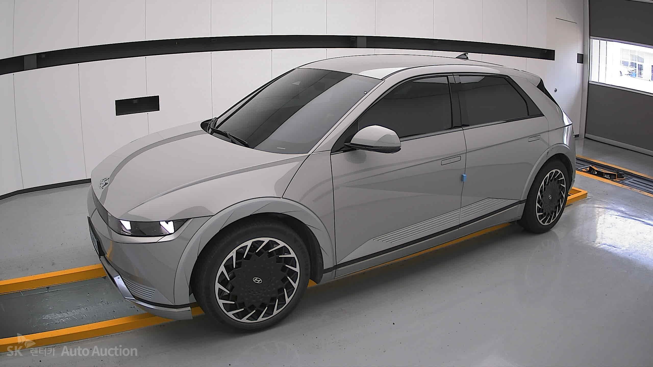 2022 - hyundai ioniq