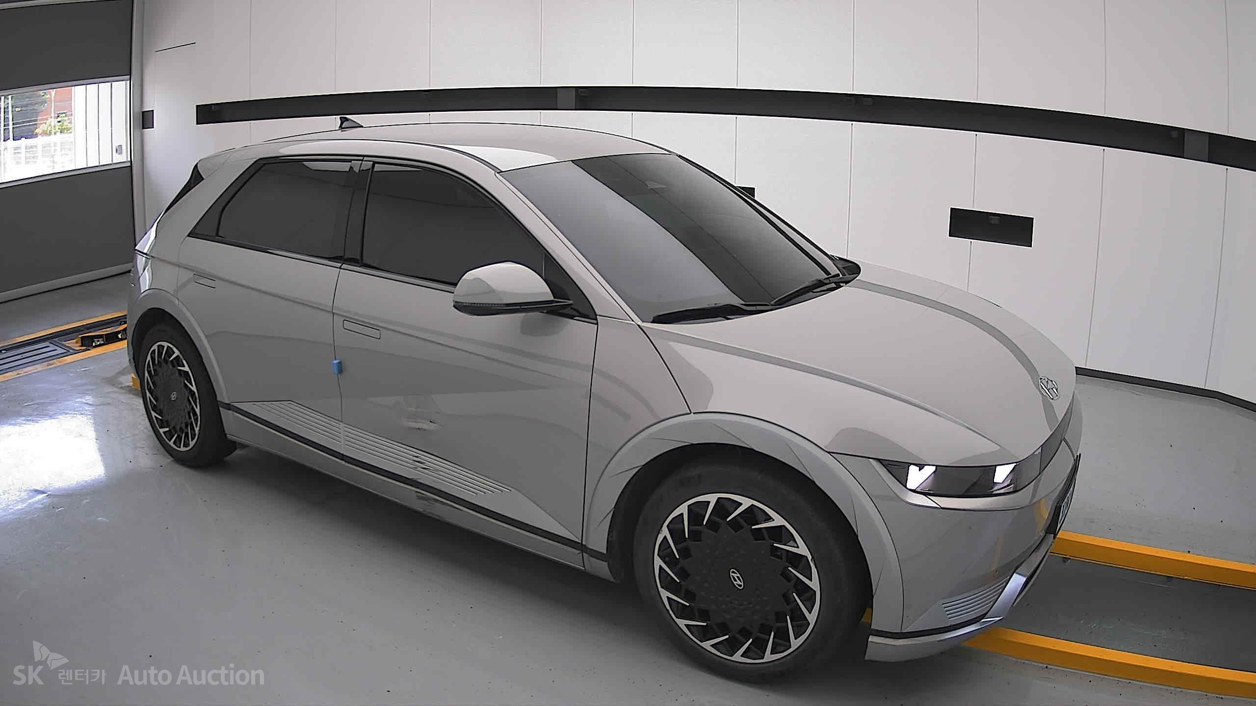 2022 - hyundai ioniq