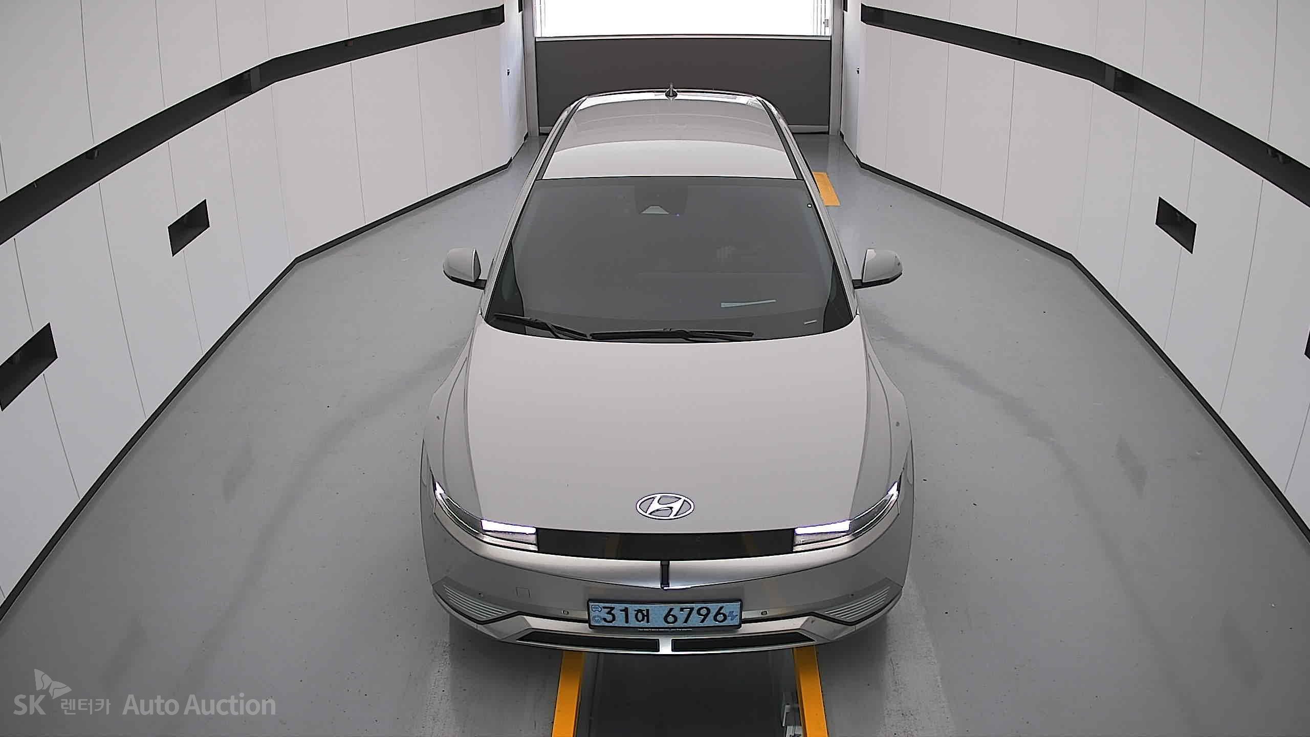 2022 - hyundai ioniq