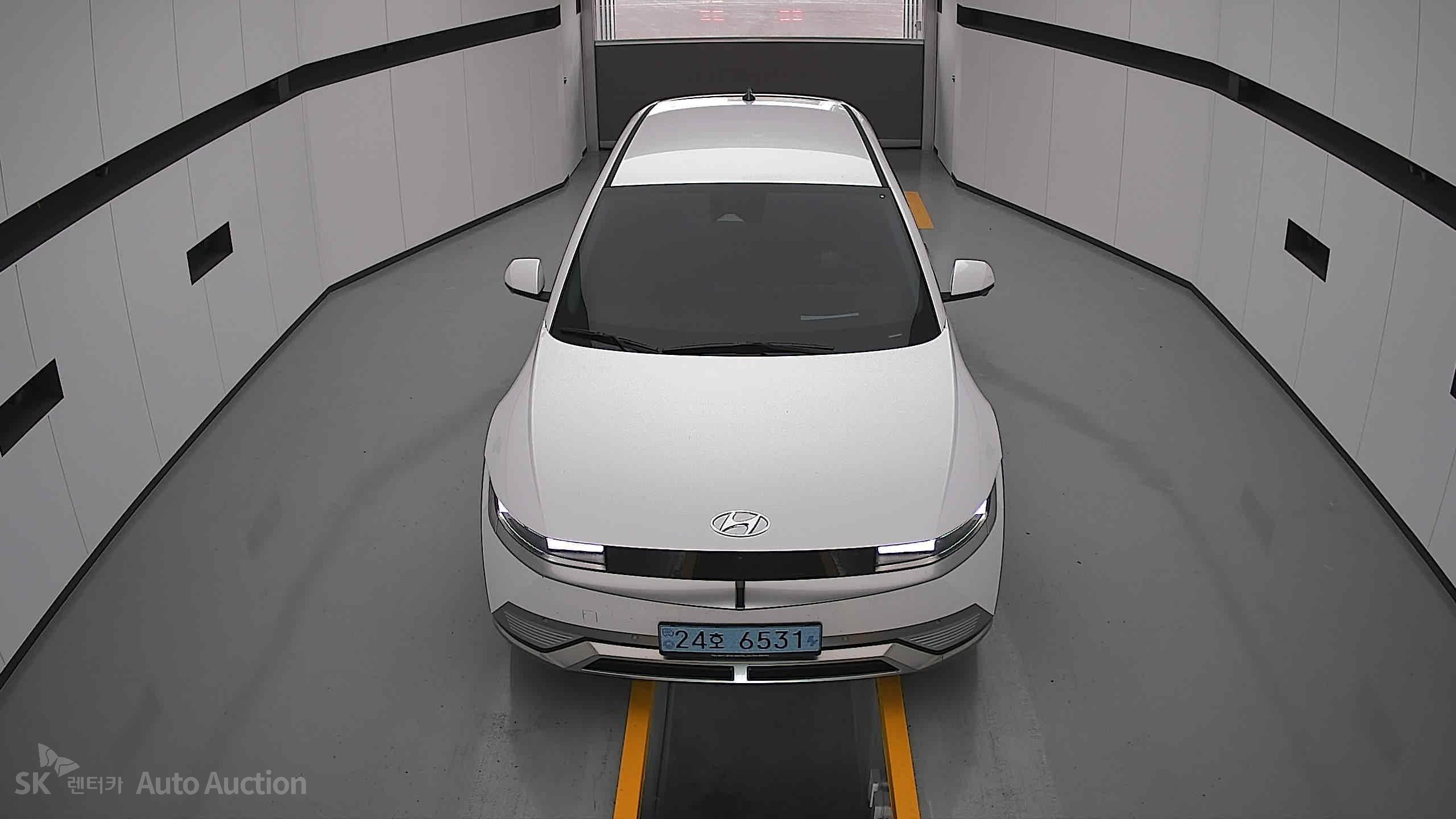2022 - hyundai ioniq